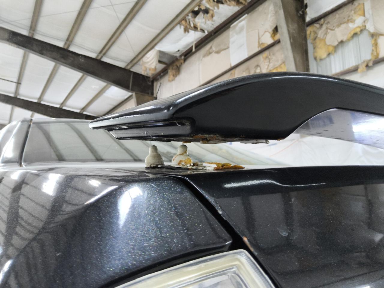 2009 Ford Fusion Sel Black vin: 3FAHP02169R146930 Damage: Deck Lid, Misaligned, Repair Required