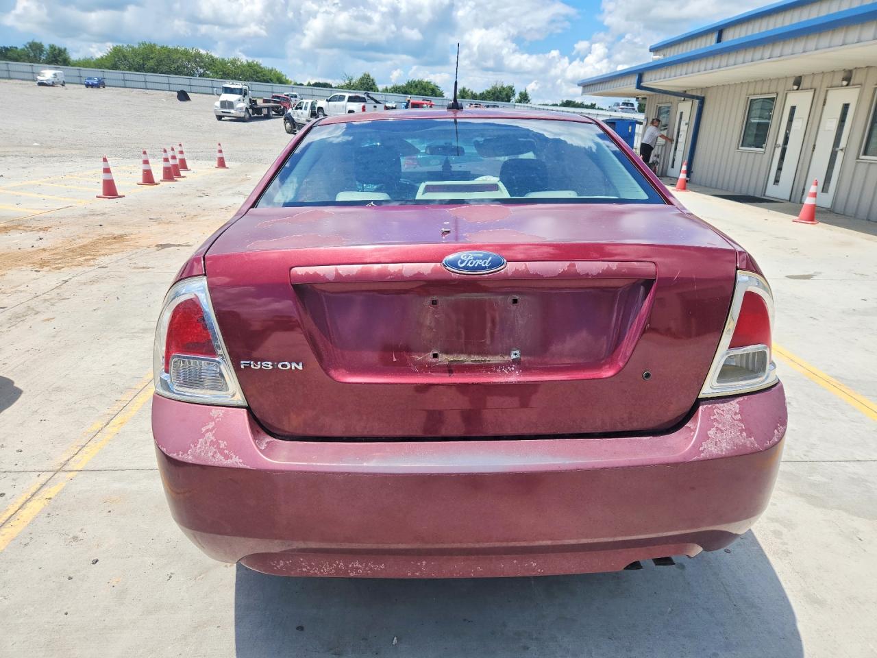2007 Ford Fusion S Red vin: 3FAHP06Z07R214037