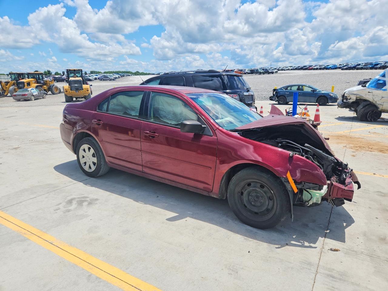 2007 Ford Fusion S Red vin: 3FAHP06Z07R214037