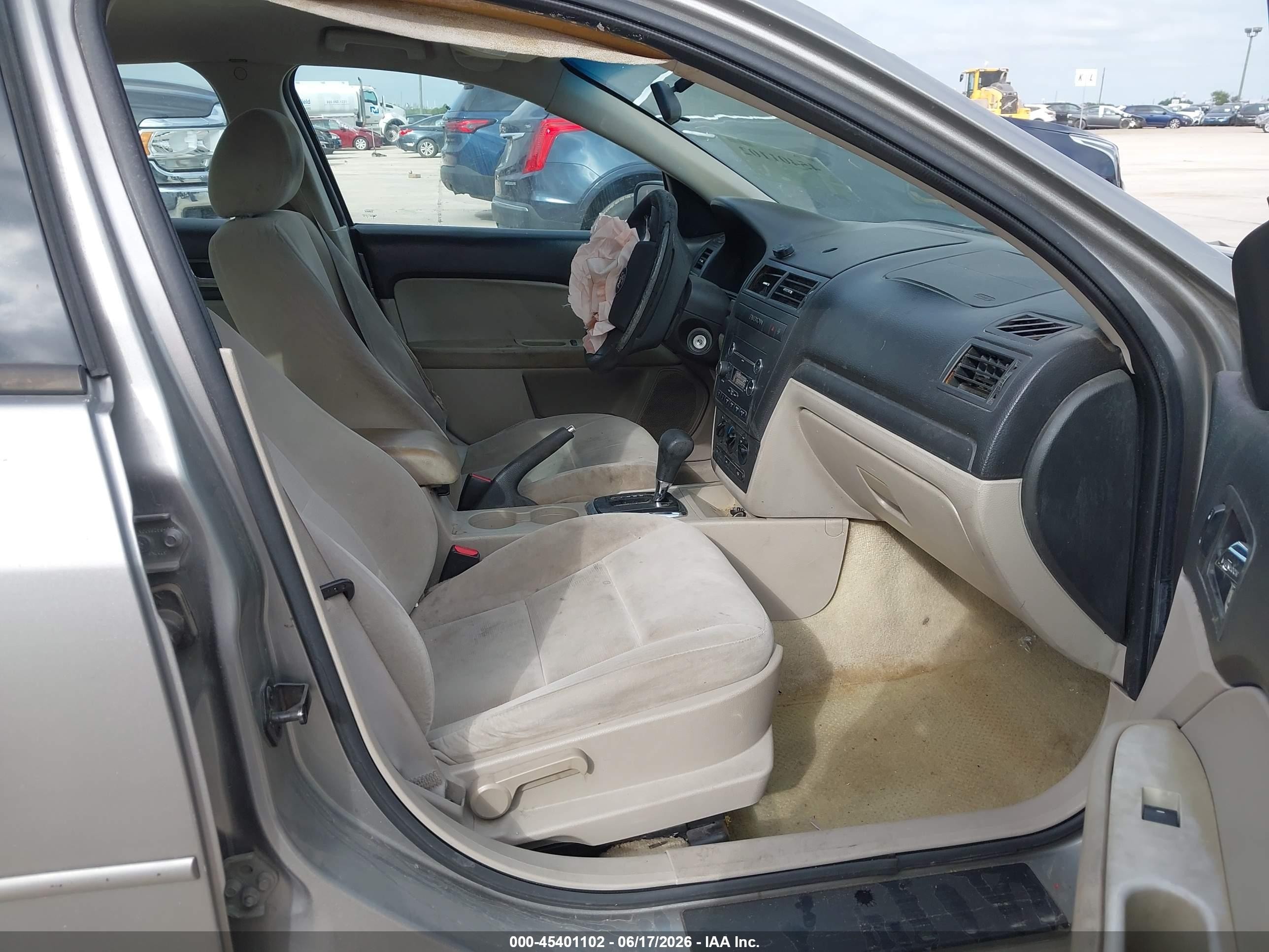 2008 Ford Fusion S Silver vin: 3FAHP06Z18R193667