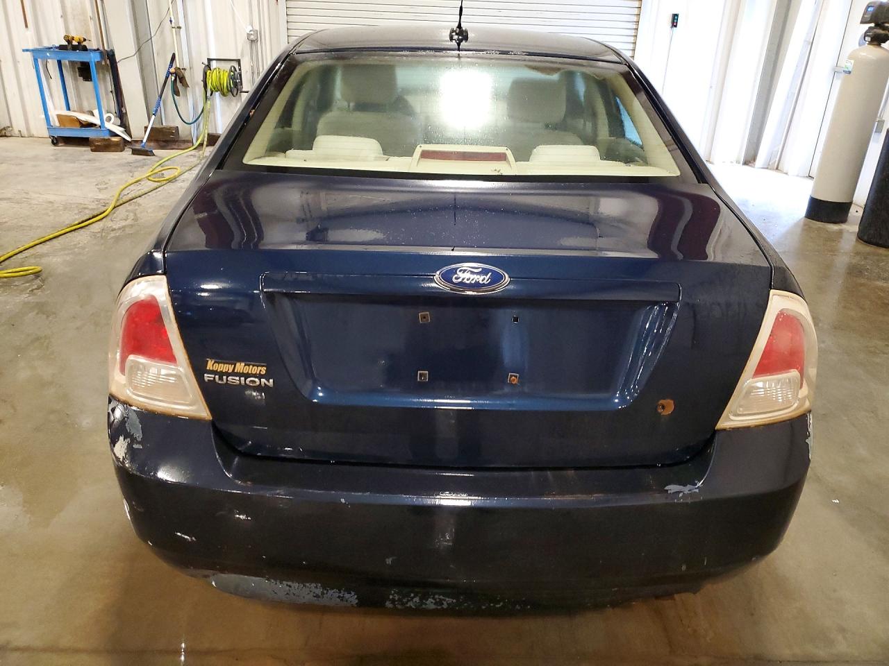 2008 Ford Fusion S Blue vin: 3FAHP06Z28R123210