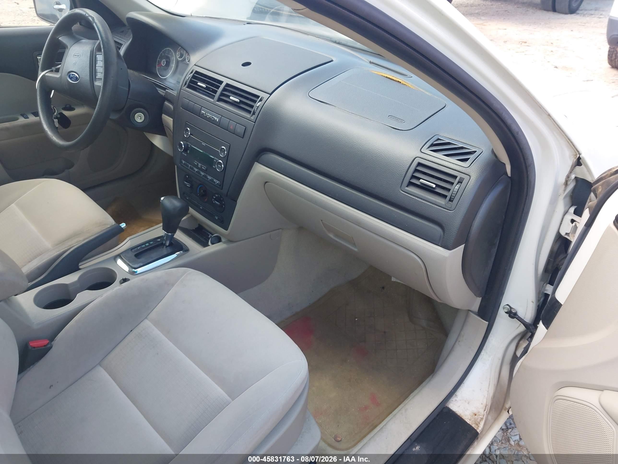2008 Ford Fusion S White vin: 3FAHP06Z28R193645