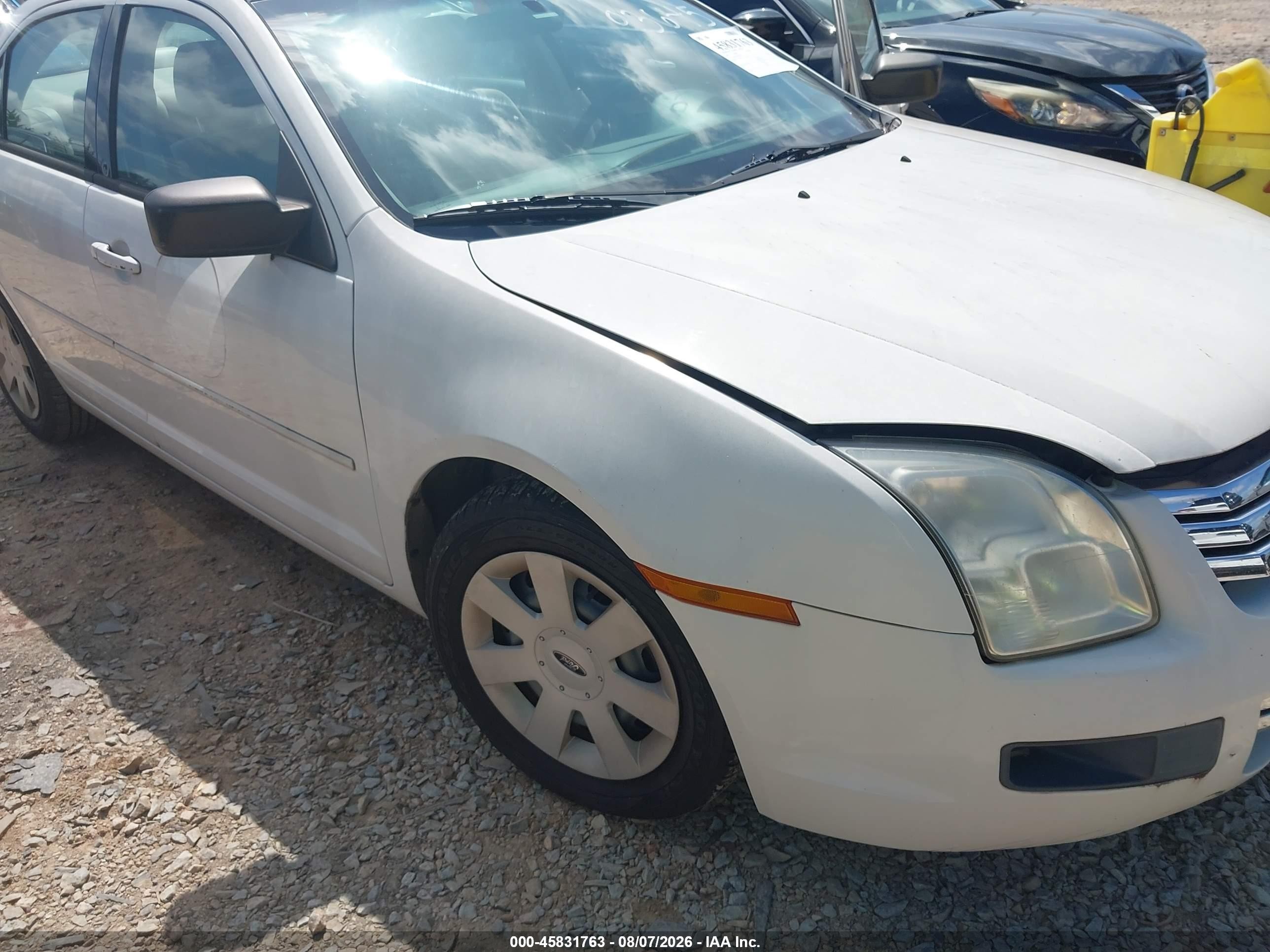 2008 Ford Fusion S White vin: 3FAHP06Z28R193645