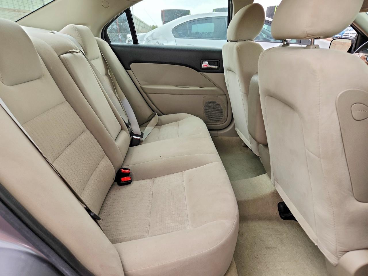 2007 Ford Fusion S Silver vin: 3FAHP06Z37R109038