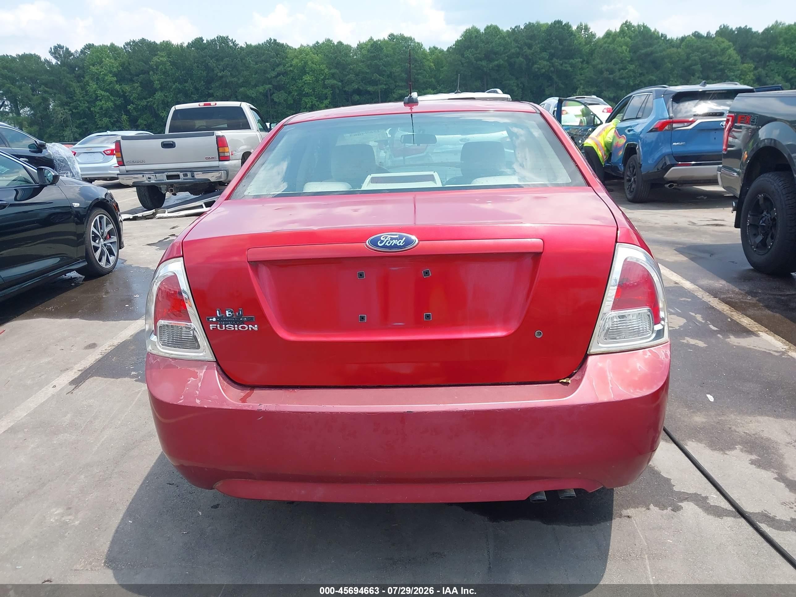 2008 Ford Fusion S Maroon vin: 3FAHP06Z38R139660