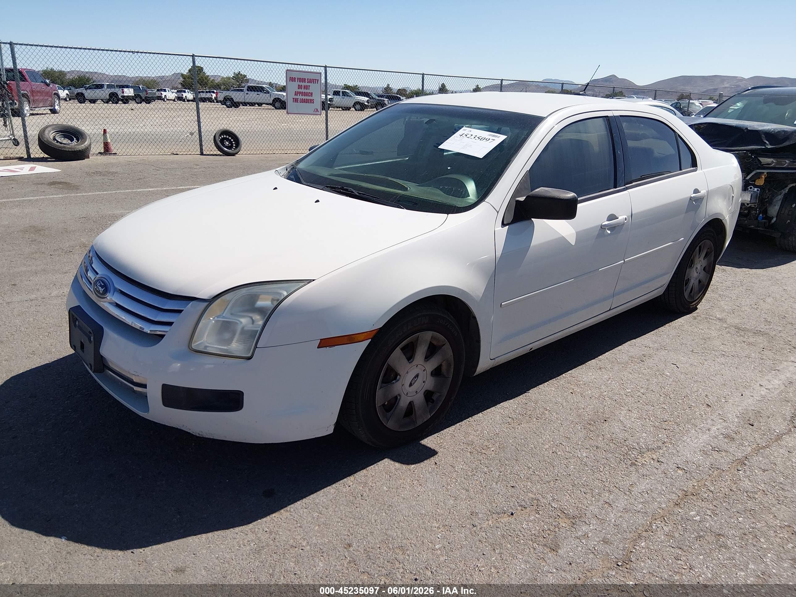 2008 Ford Fusion S White vin: 3FAHP06Z38R174456