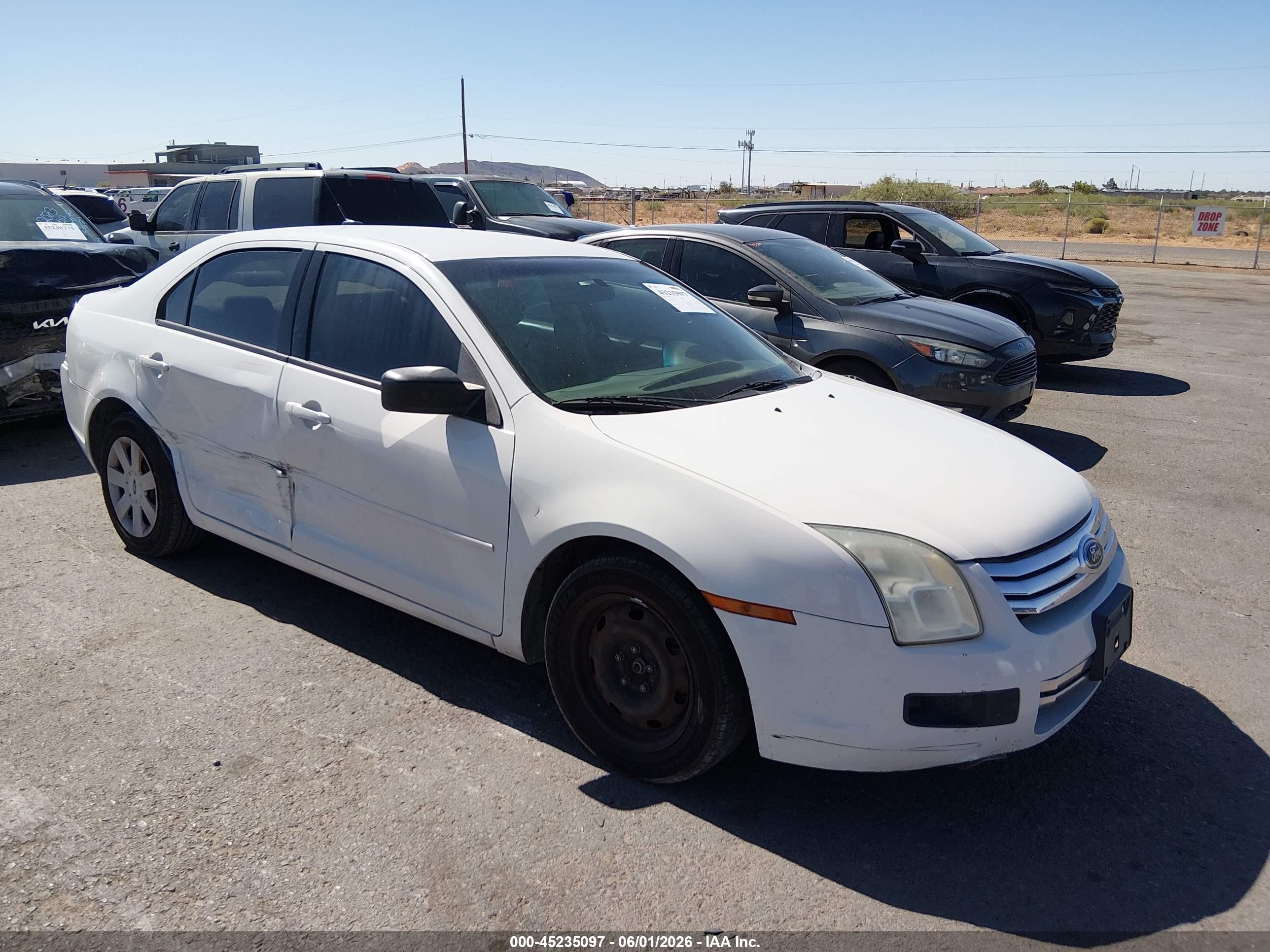 2008 Ford Fusion S White vin: 3FAHP06Z38R174456
