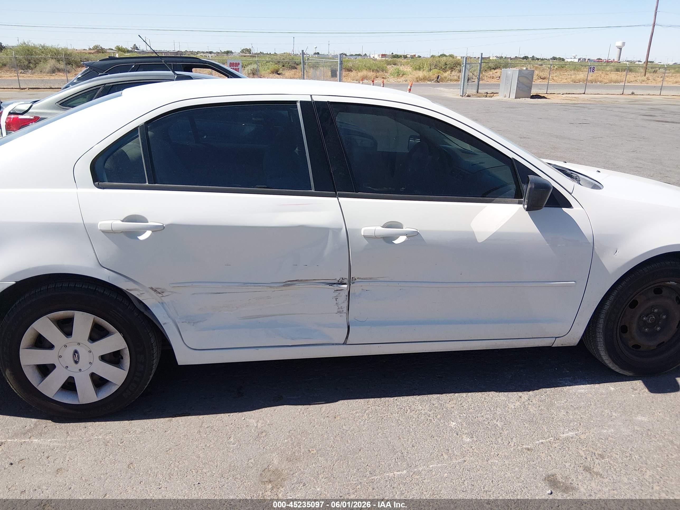 2008 Ford Fusion S White vin: 3FAHP06Z38R174456