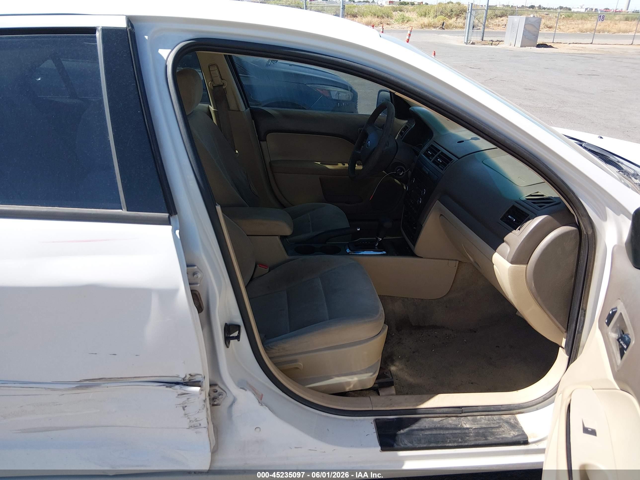2008 Ford Fusion S White vin: 3FAHP06Z38R174456