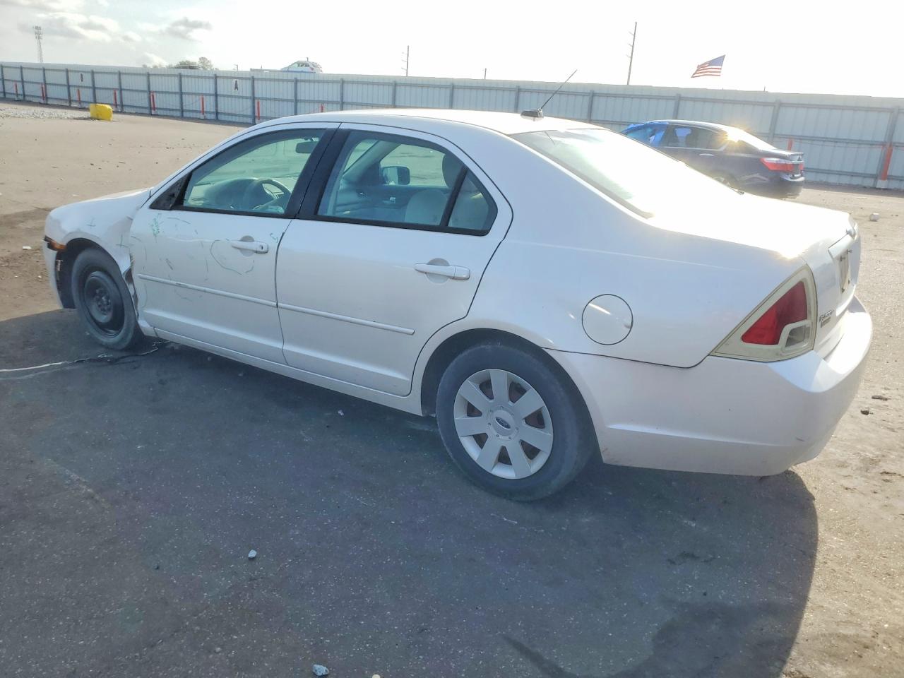 2009 Ford Fusion S White vin: 3FAHP06Z39R153625