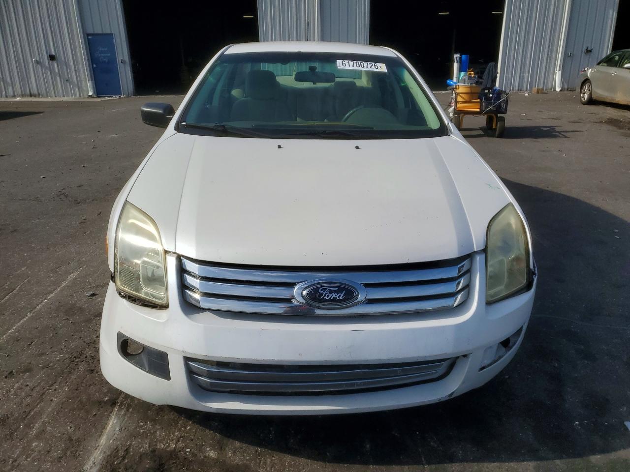 2009 Ford Fusion S White vin: 3FAHP06Z39R153625
