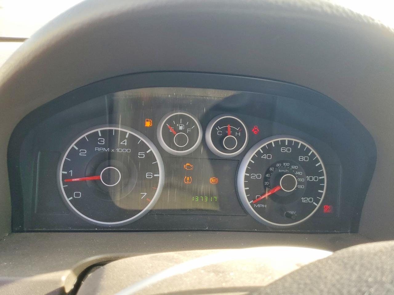 2009 Ford Fusion S White vin: 3FAHP06Z39R153625
