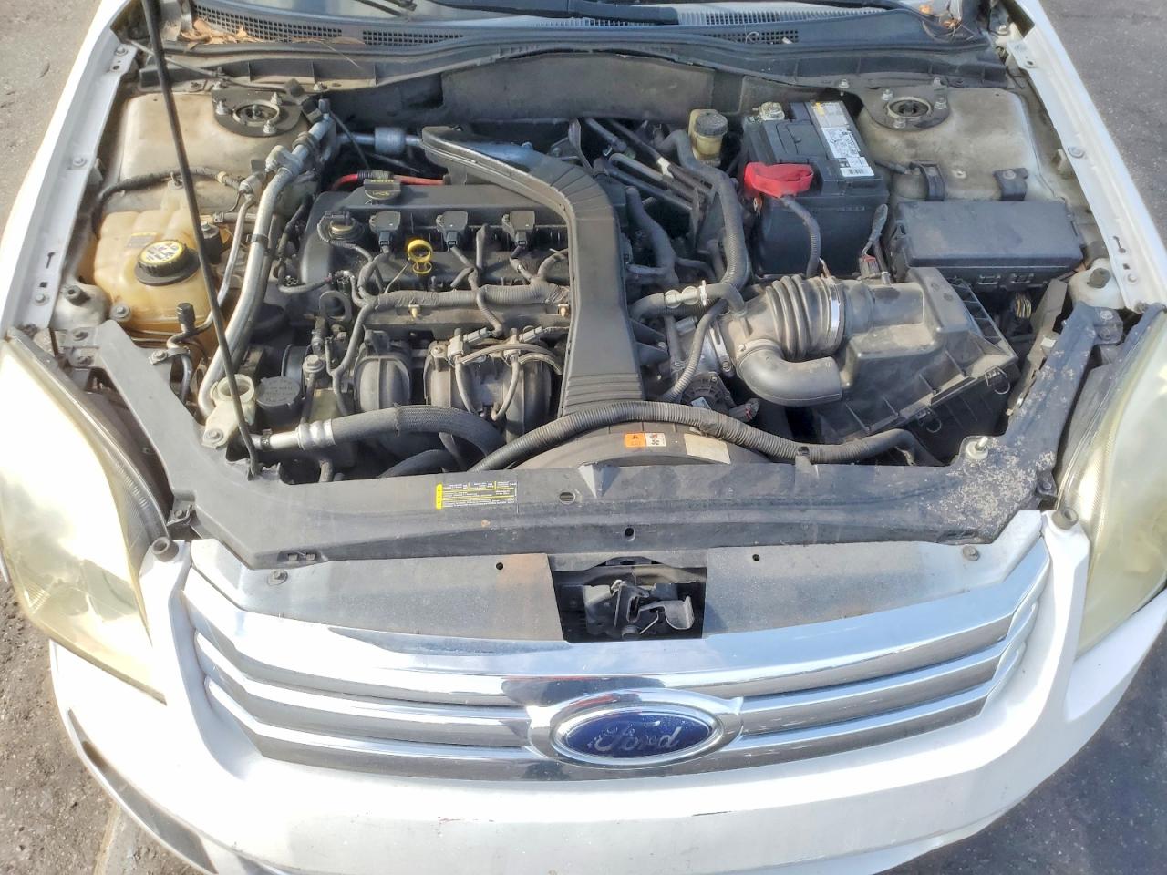 2009 Ford Fusion S White vin: 3FAHP06Z39R153625