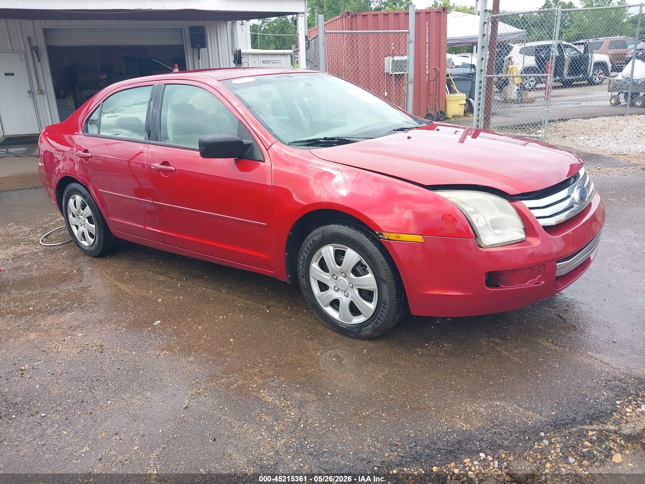 2009 Ford Fusion S Red vin: 3FAHP06Z39R212608