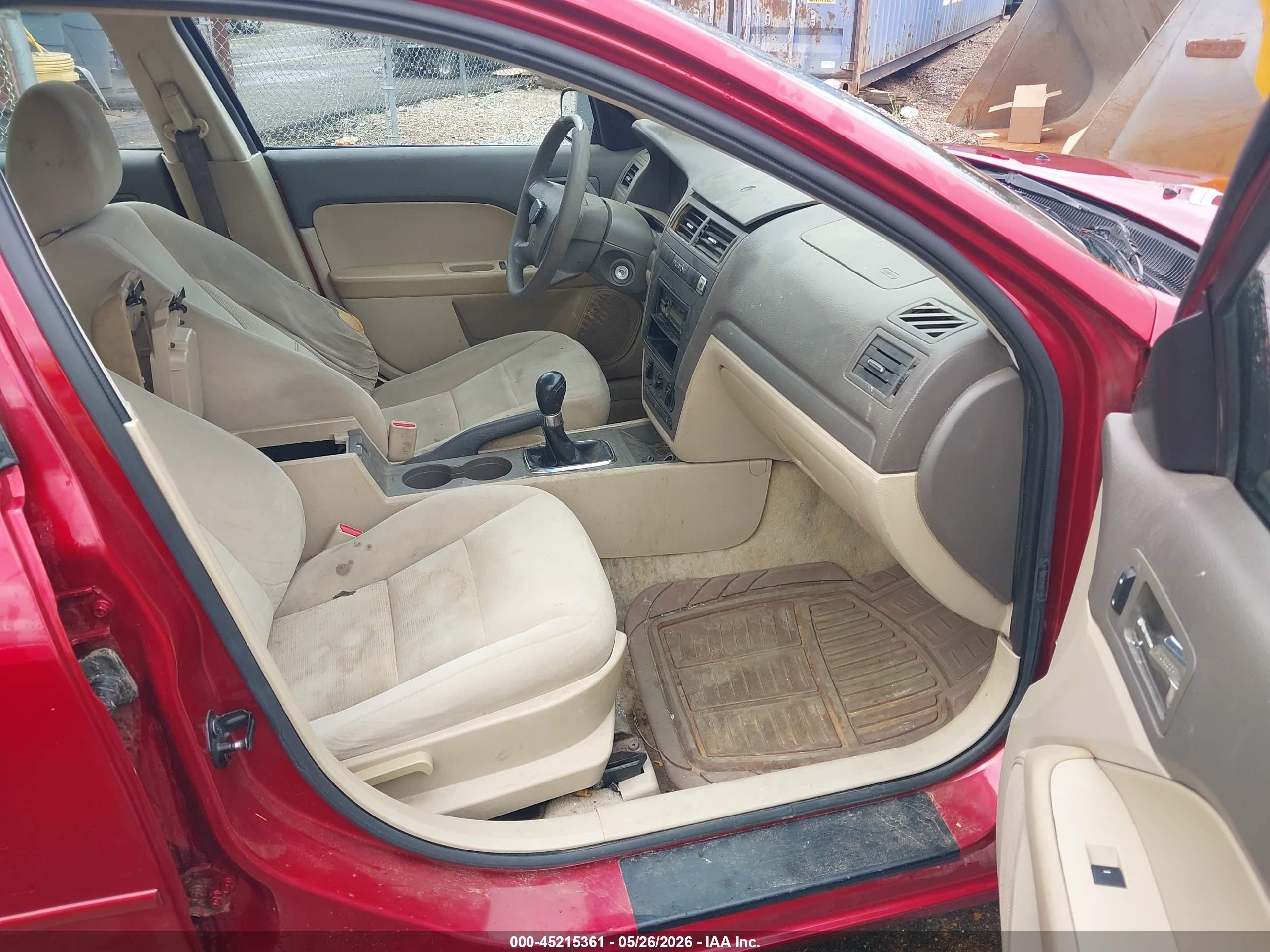 2009 Ford Fusion S Red vin: 3FAHP06Z39R212608