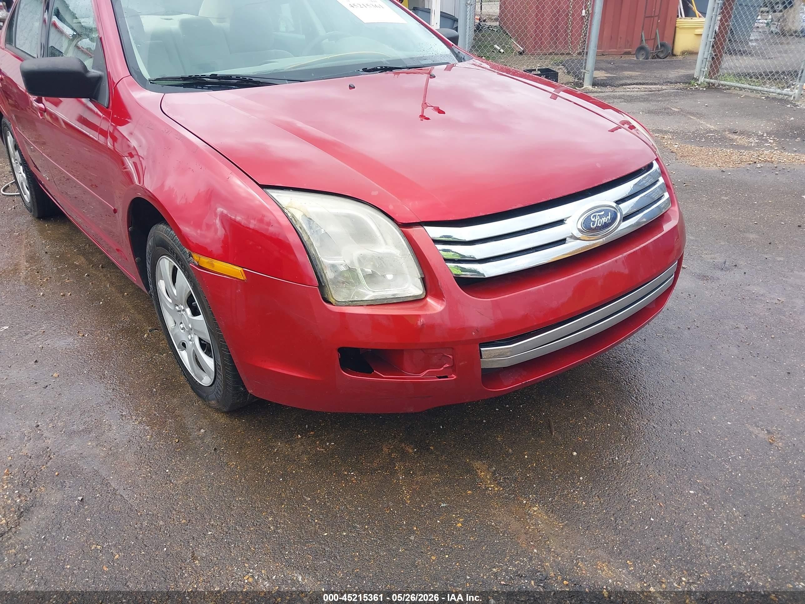 2009 Ford Fusion S Red vin: 3FAHP06Z39R212608