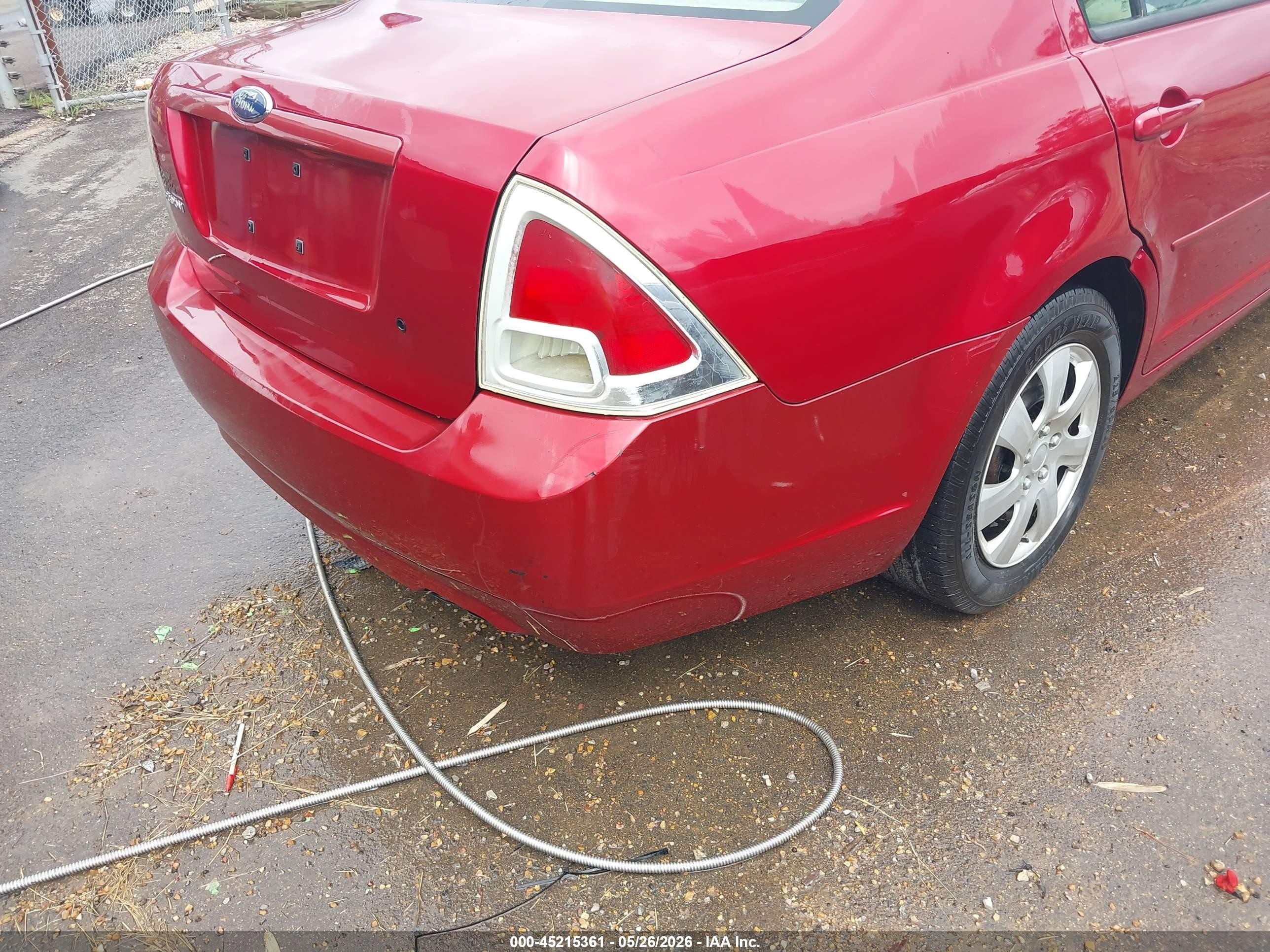 2009 Ford Fusion S Red vin: 3FAHP06Z39R212608