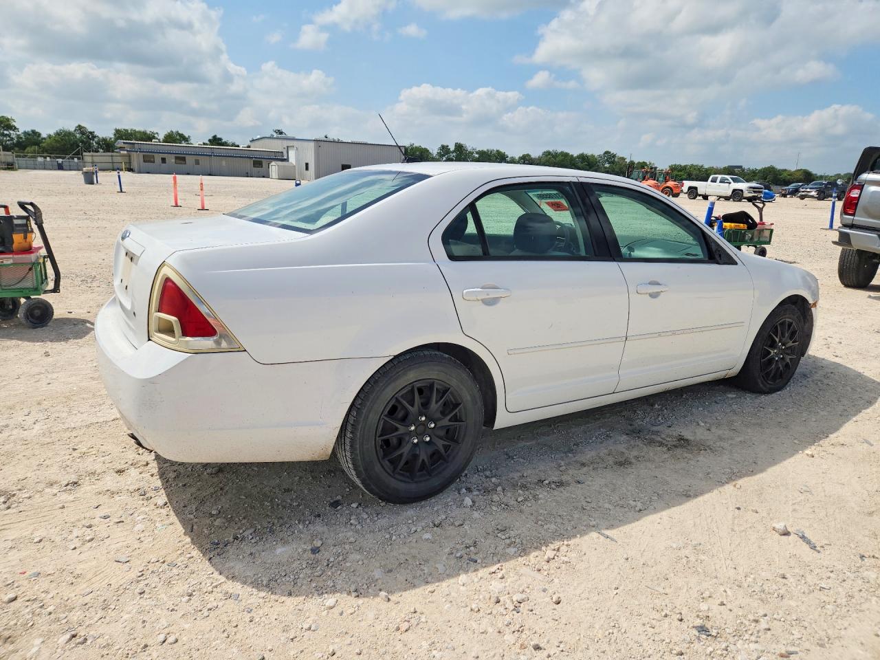 2007 Ford Fusion S White vin: 3FAHP06Z57R234882