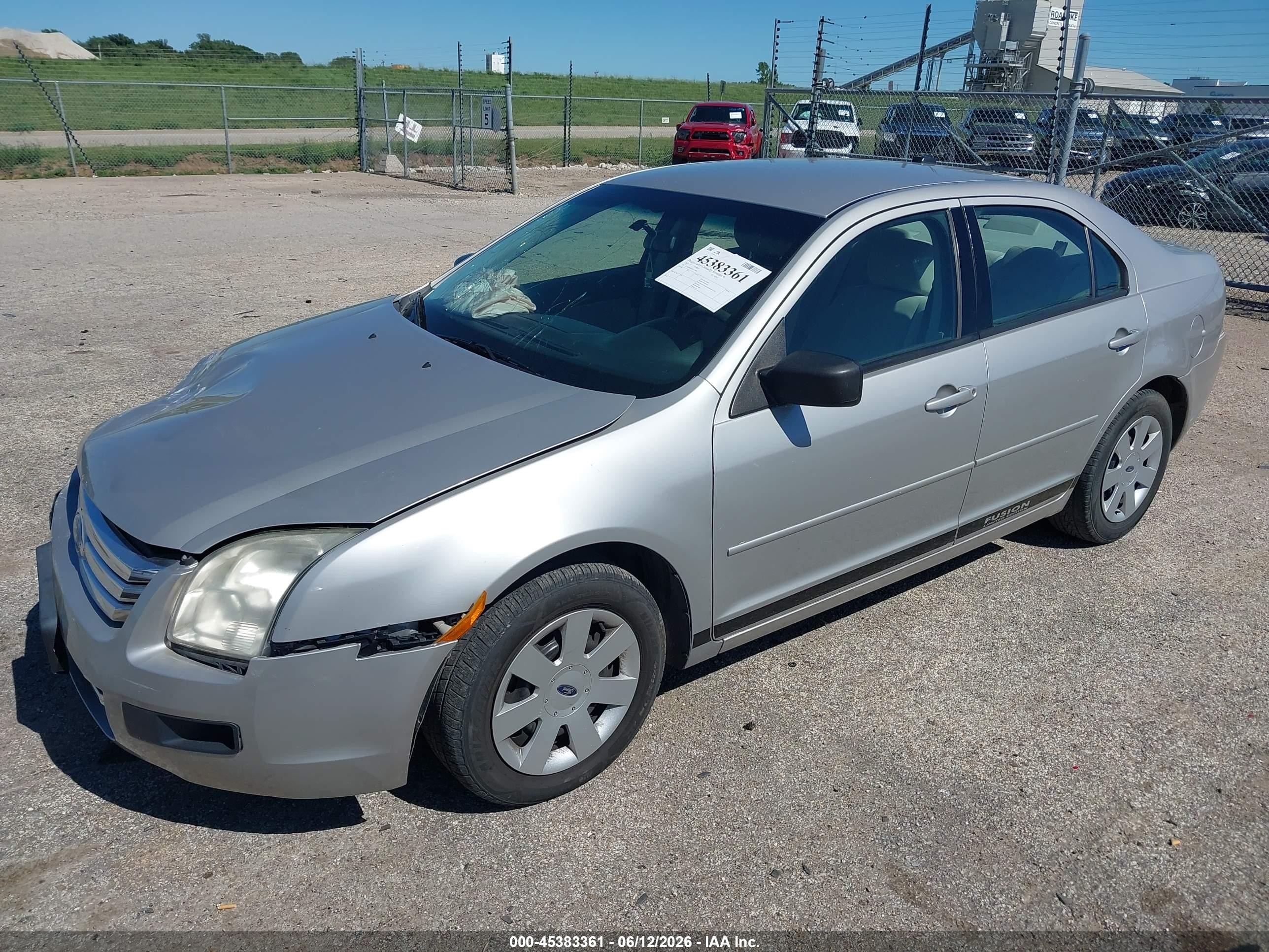 2007 Ford Fusion S Silver vin: 3FAHP06Z67R147993