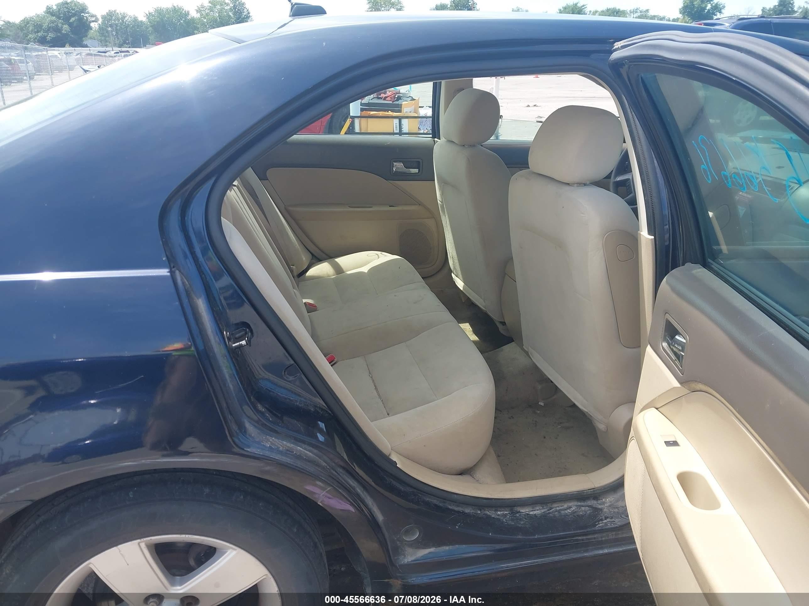 2008 Ford Fusion S Blue vin: 3FAHP06Z68R270520