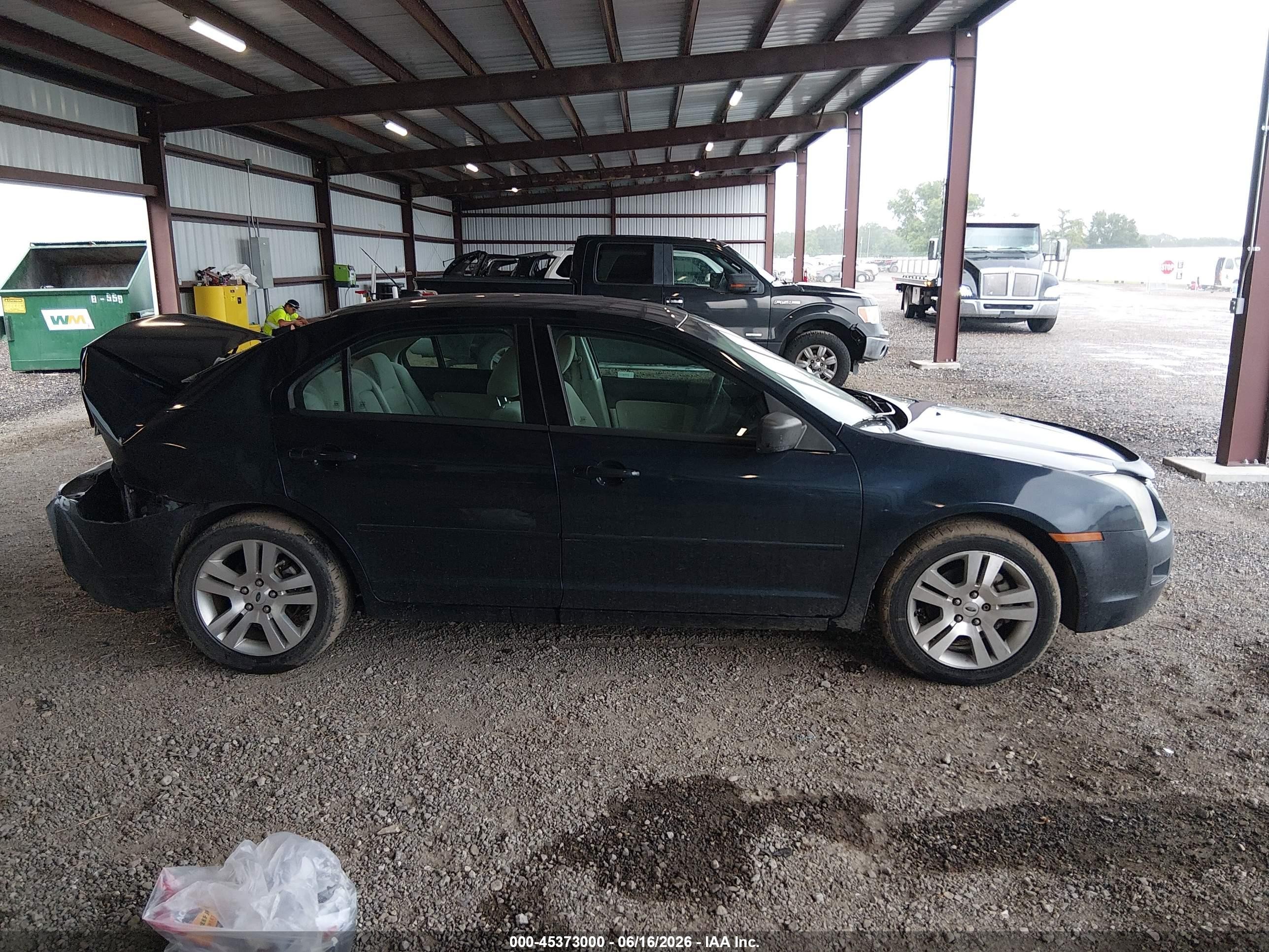 2009 Ford Fusion S Blue vin: 3FAHP06Z69R196954