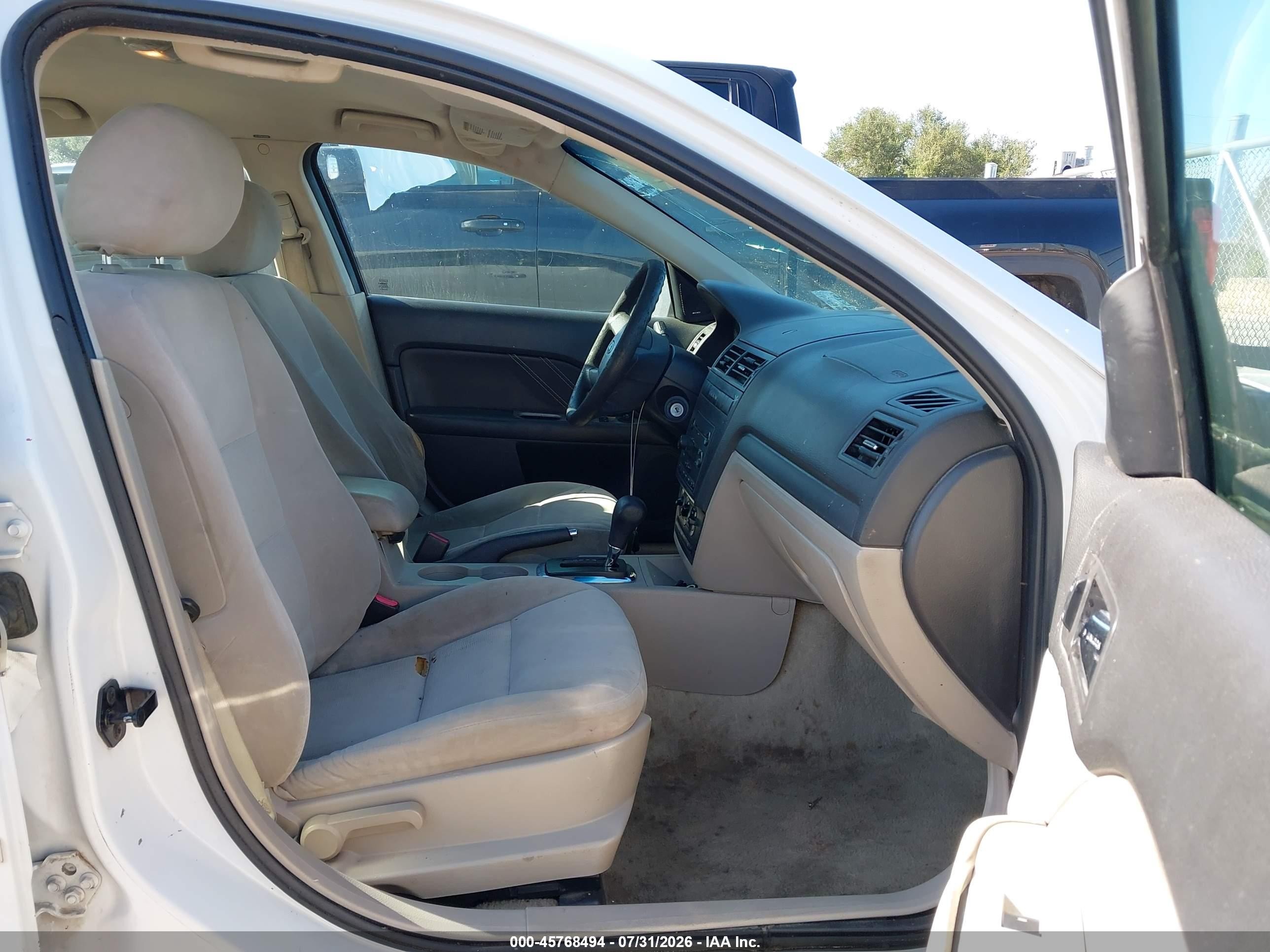 2007 Ford Fusion S White vin: 3FAHP06Z77R102447