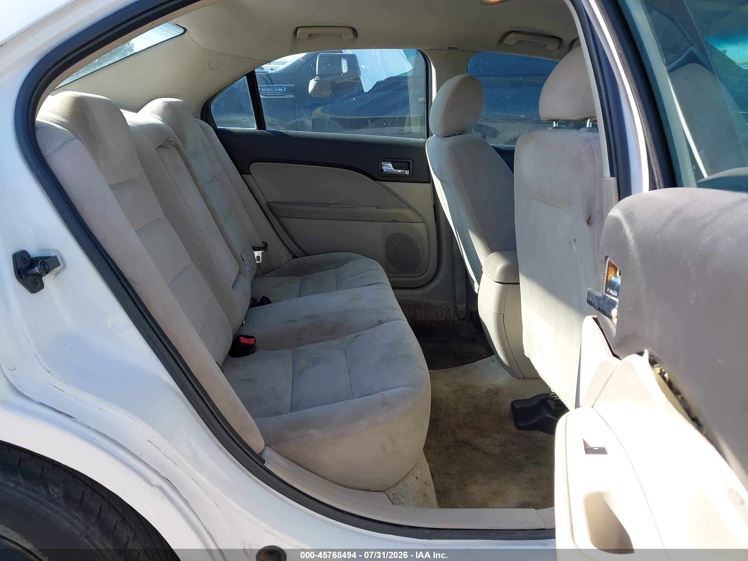 2007 Ford Fusion S White vin: 3FAHP06Z77R102447