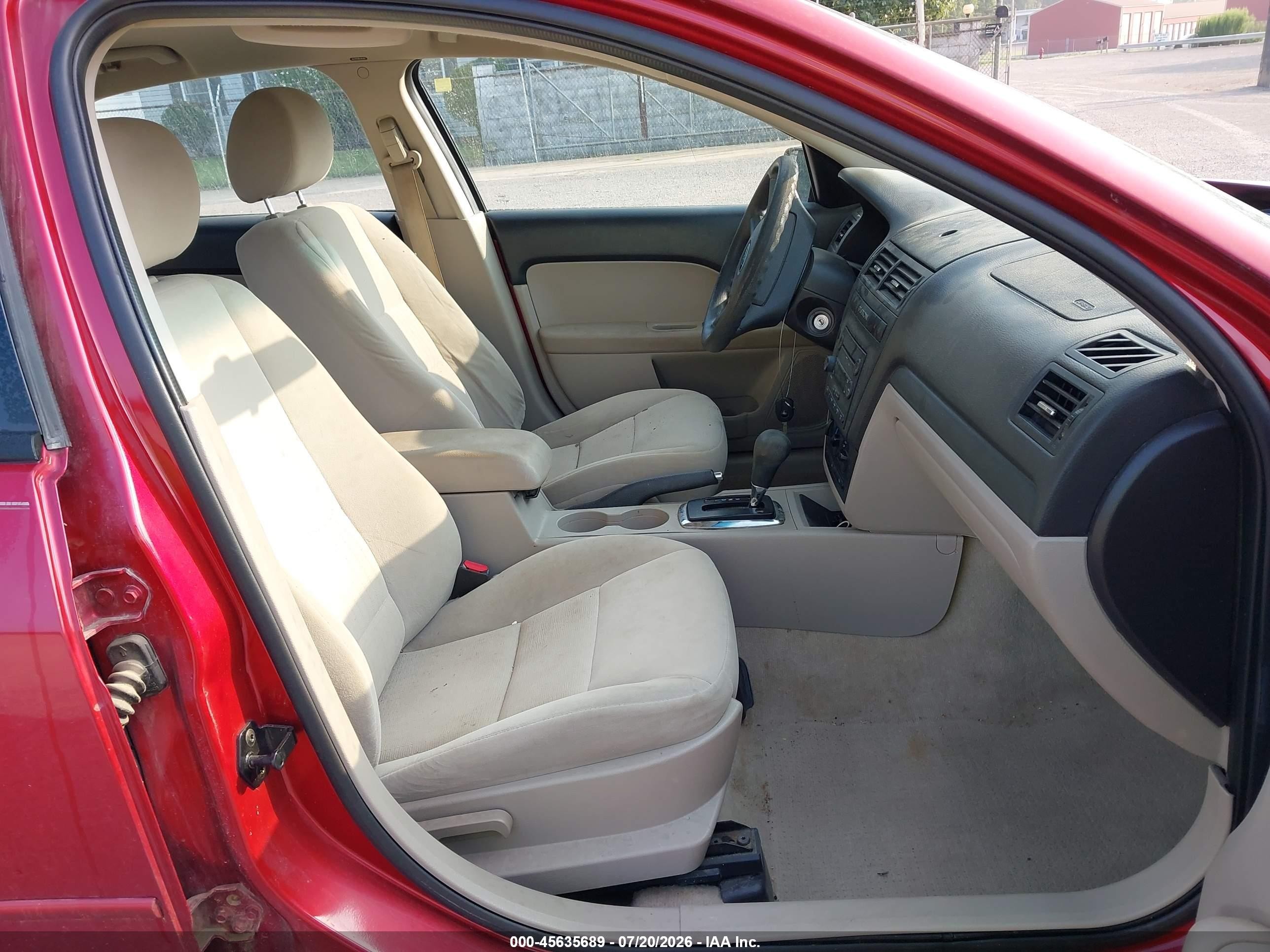2007 Ford Fusion S Red vin: 3FAHP06Z77R183823