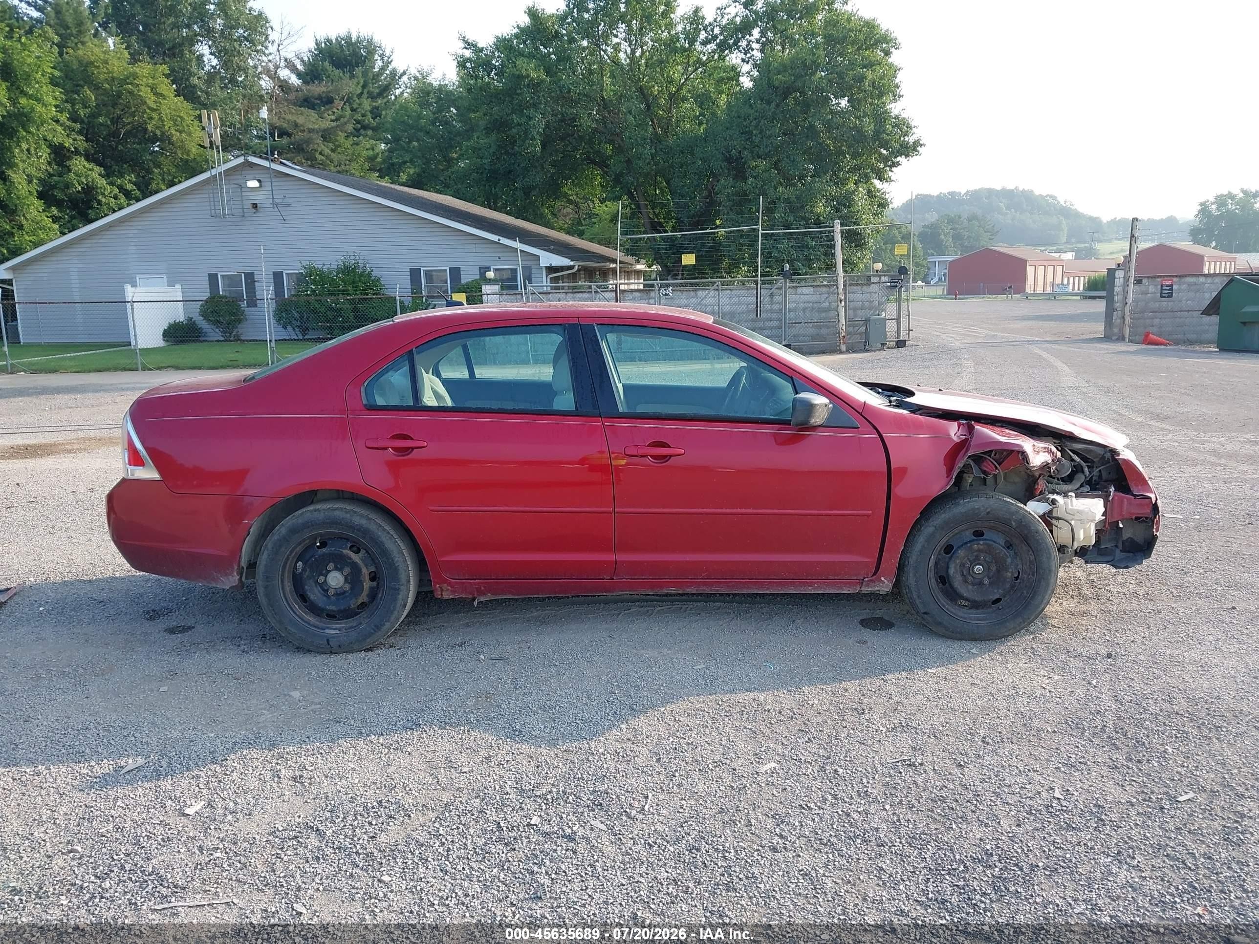 2007 Ford Fusion S Red vin: 3FAHP06Z77R183823