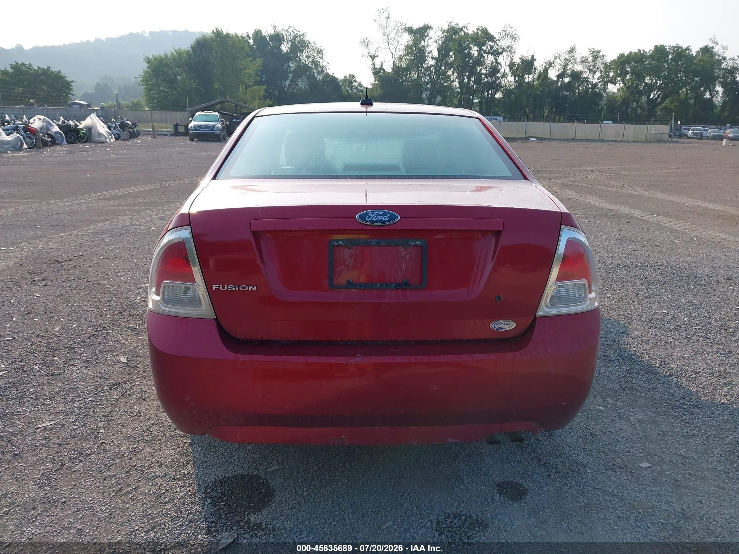 2007 Ford Fusion S Red vin: 3FAHP06Z77R183823