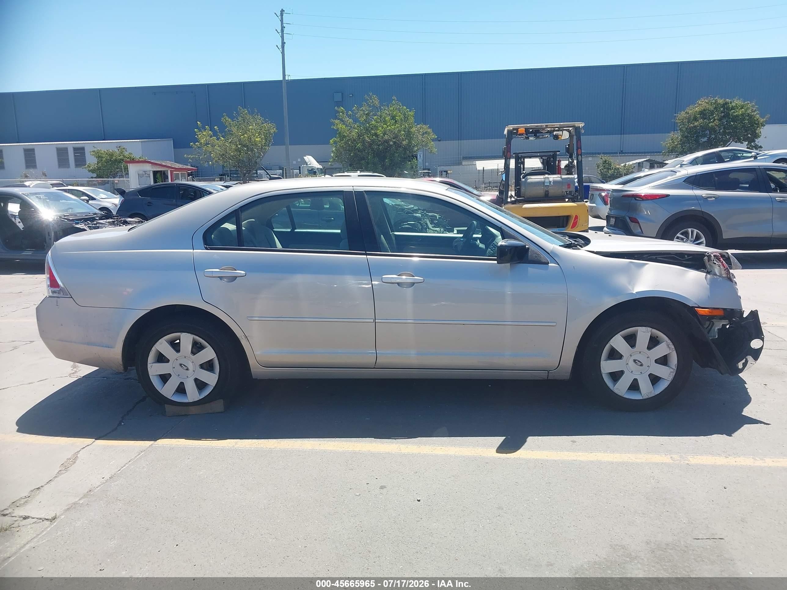 2008 Ford Fusion S Серебряный vin: 3FAHP06Z78R211749