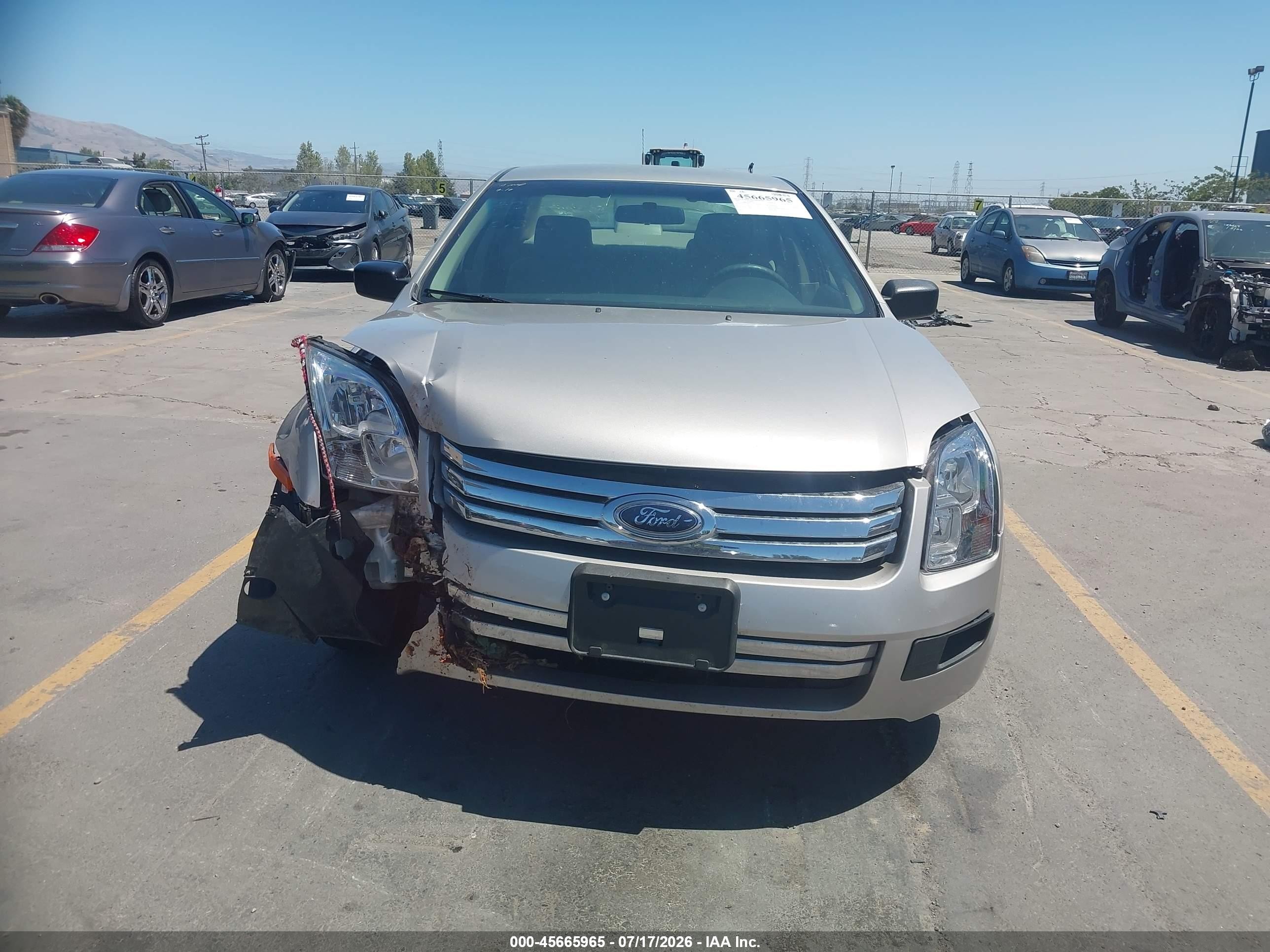 2008 Ford Fusion S Серебряный vin: 3FAHP06Z78R211749