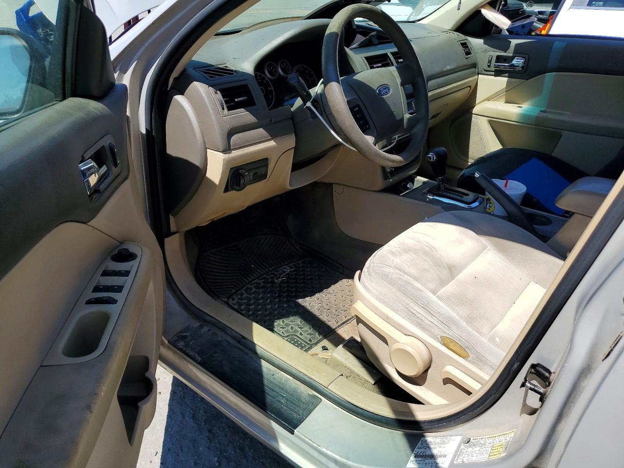 2009 Ford Fusion S Tan vin: 3FAHP06Z79R122930