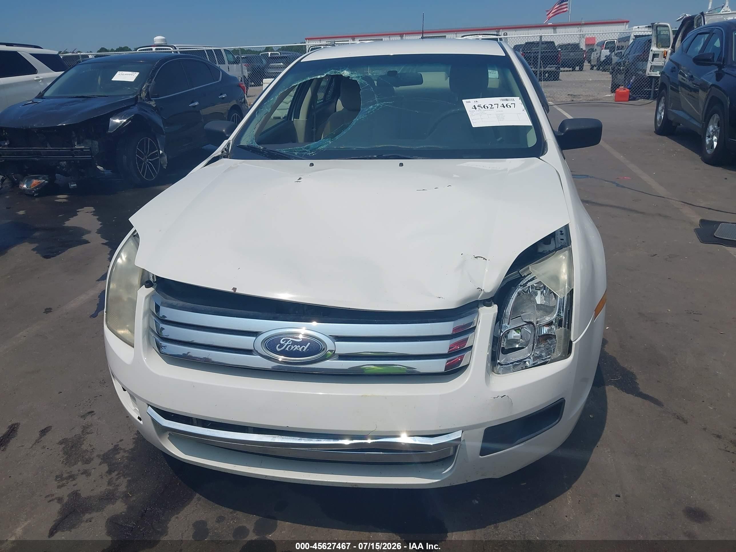 2009 Ford Fusion S White vin: 3FAHP06Z79R130168