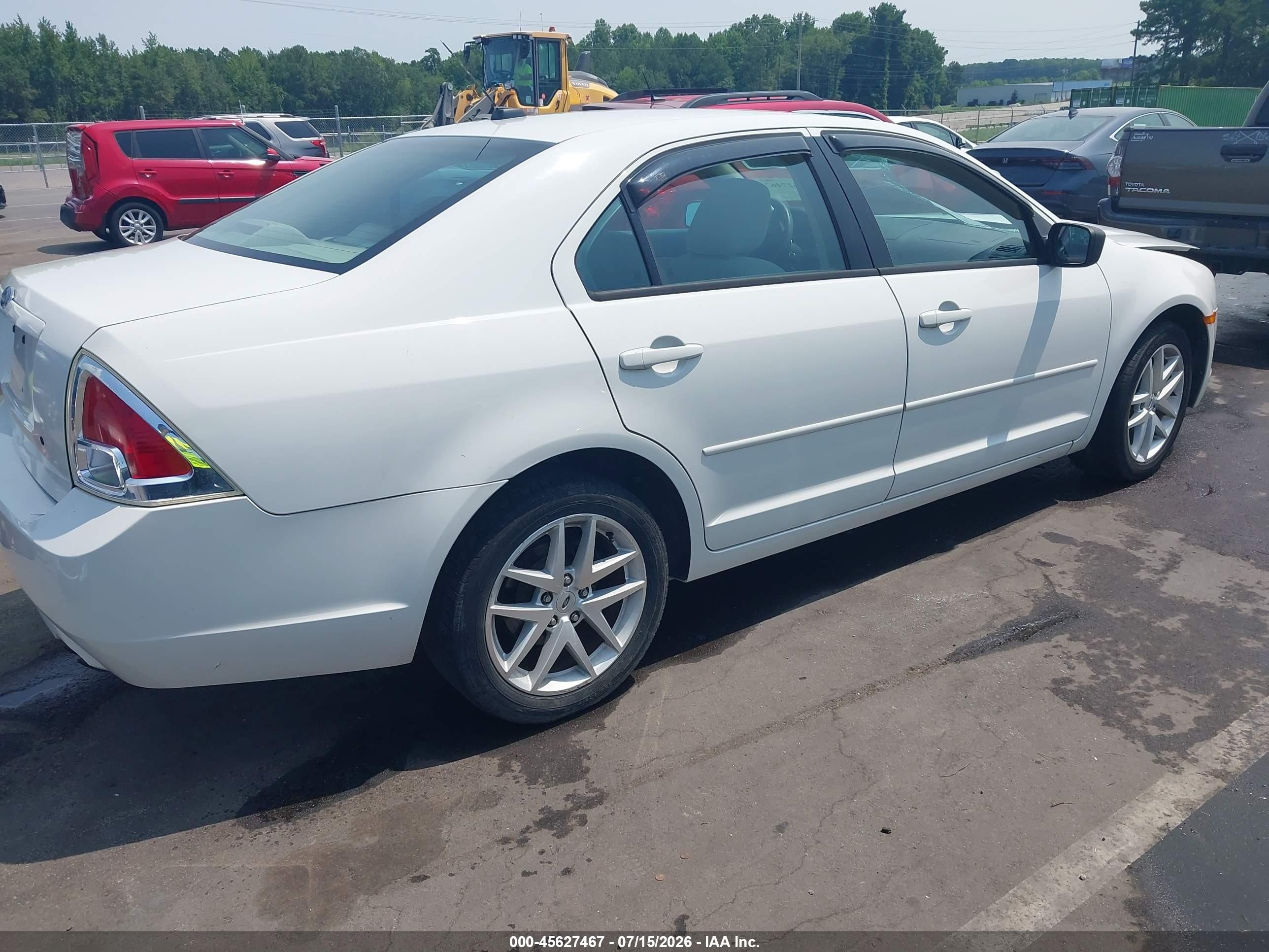 2009 Ford Fusion S White vin: 3FAHP06Z79R130168