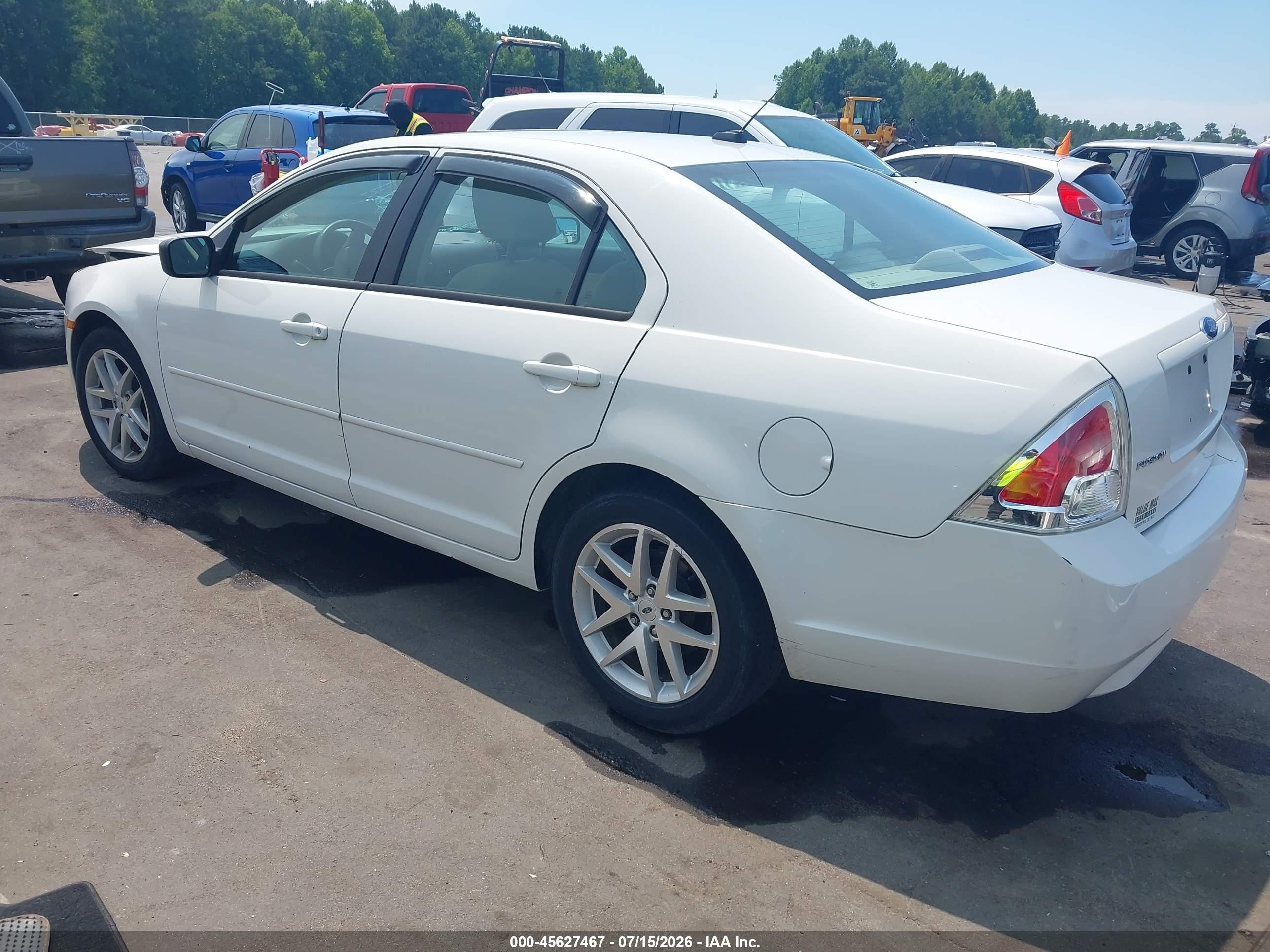 2009 Ford Fusion S White vin: 3FAHP06Z79R130168