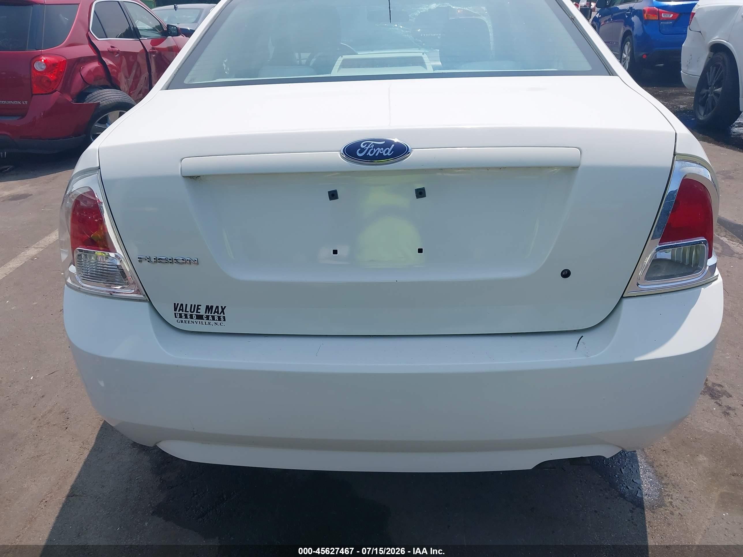 2009 Ford Fusion S White vin: 3FAHP06Z79R130168