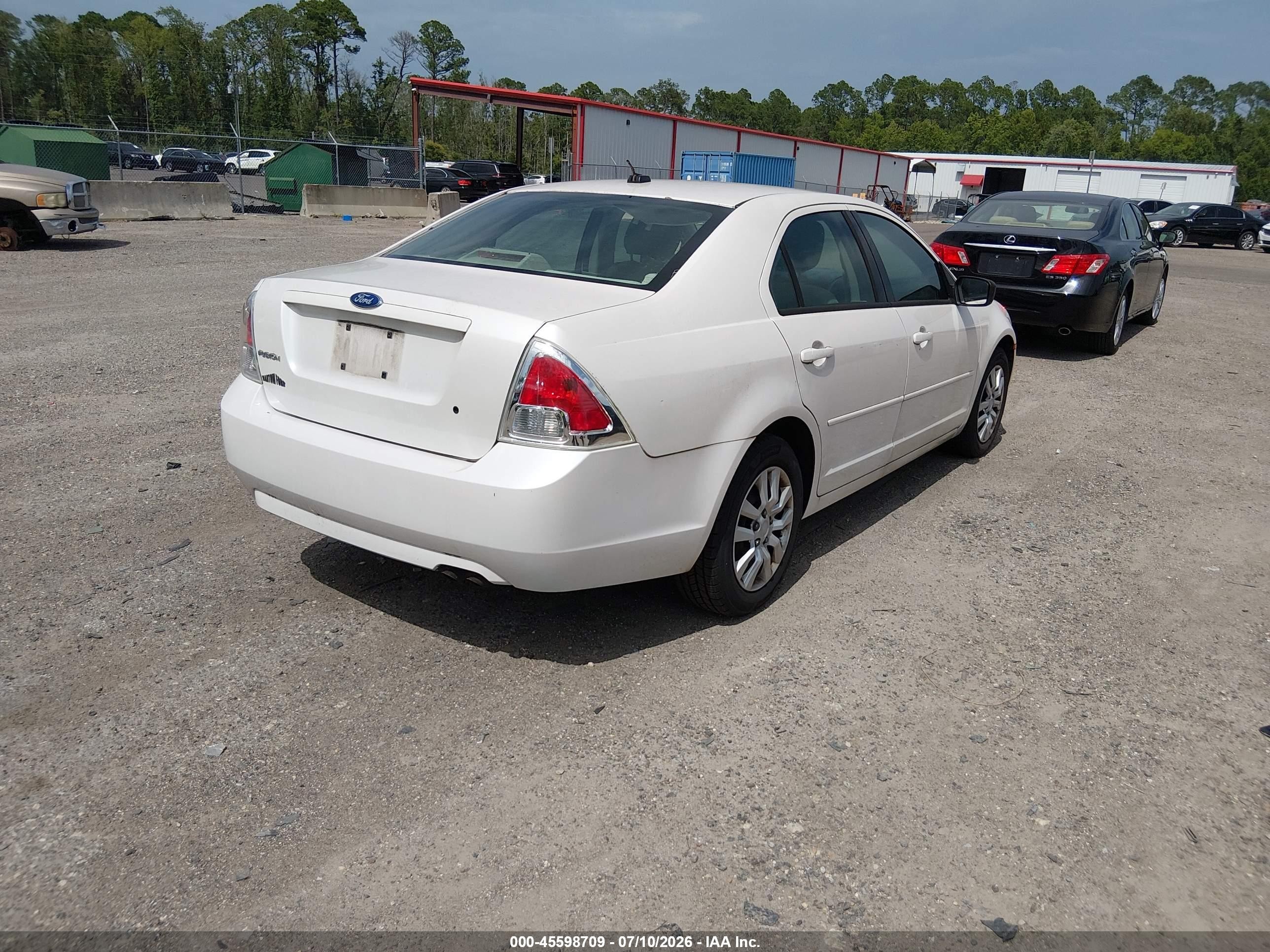 2009 Ford Fusion S White vin: 3FAHP06Z79R148962