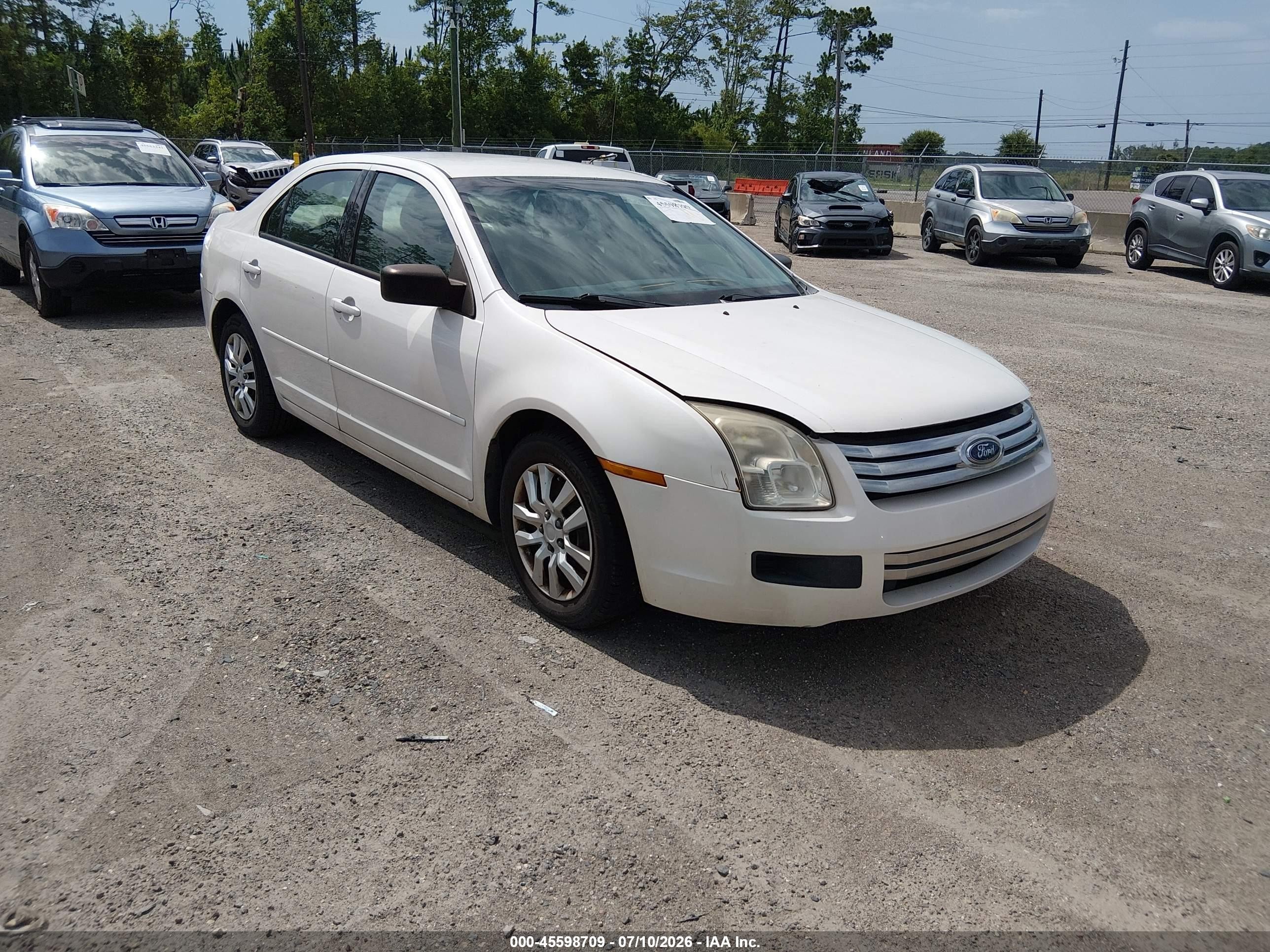 2009 Ford Fusion S White vin: 3FAHP06Z79R148962