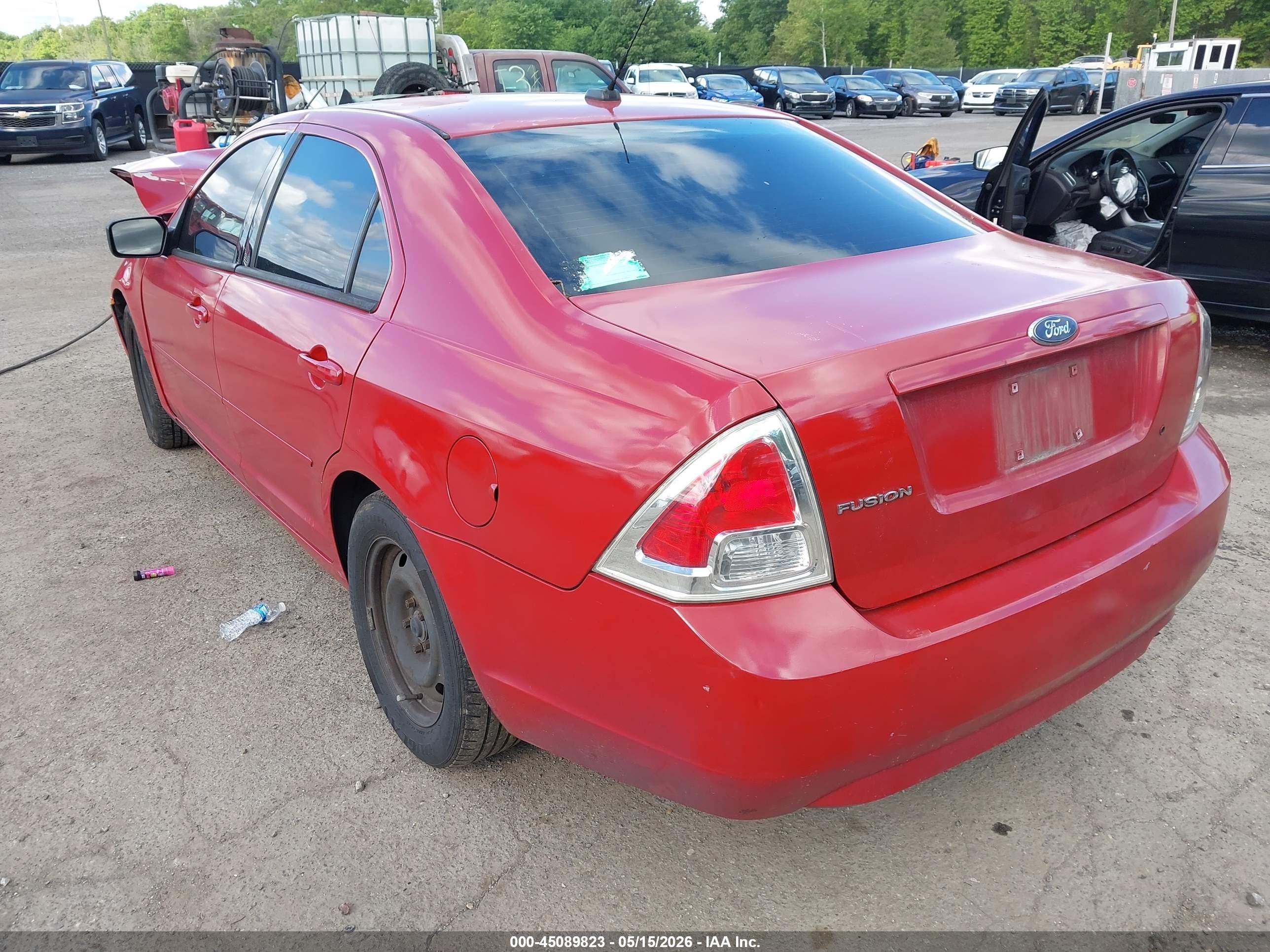 2007 Ford Fusion S Red vin: 3FAHP06Z87R193146