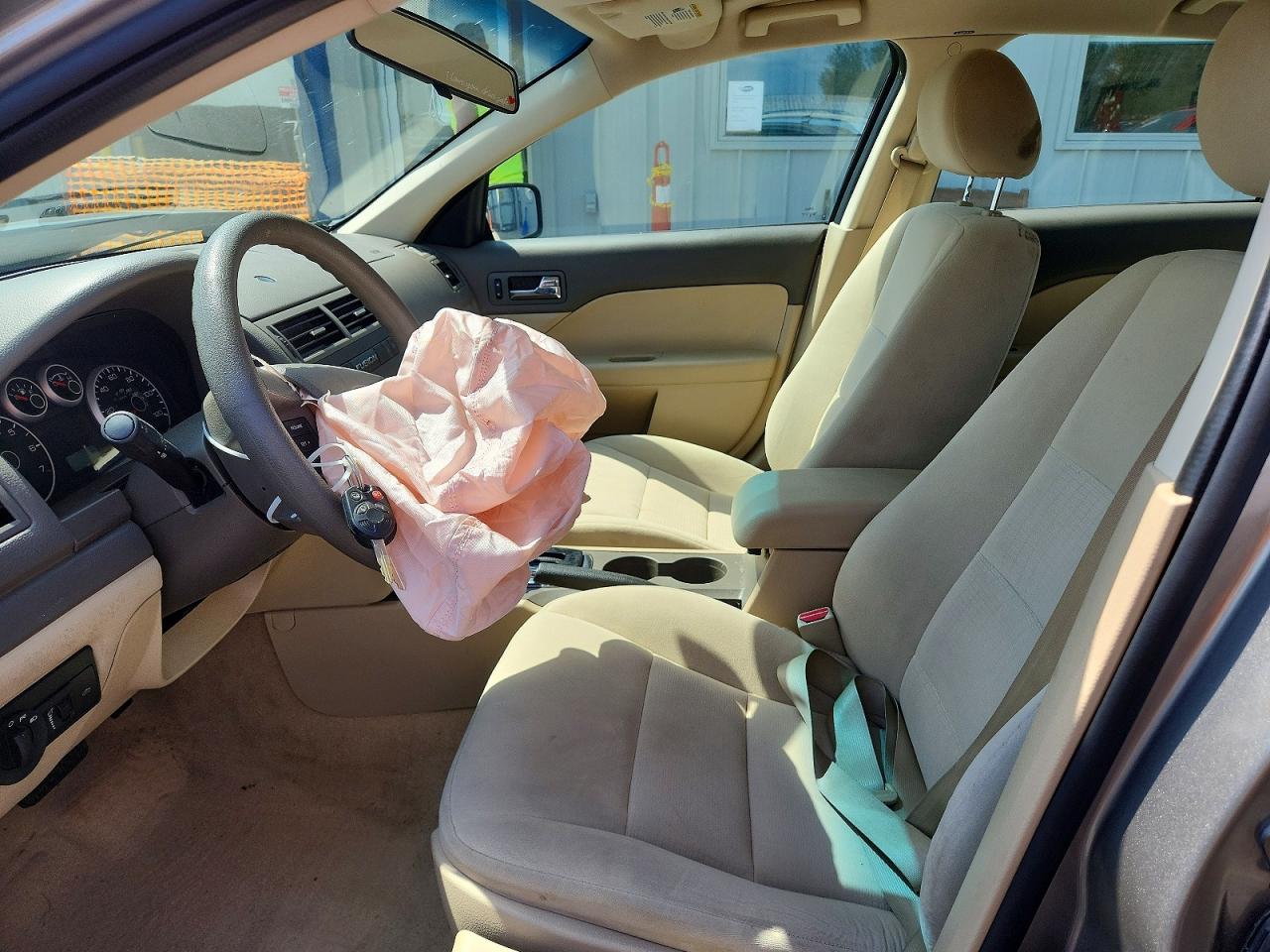 2008 Ford Fusion S Gold vin: 3FAHP06Z88R123549