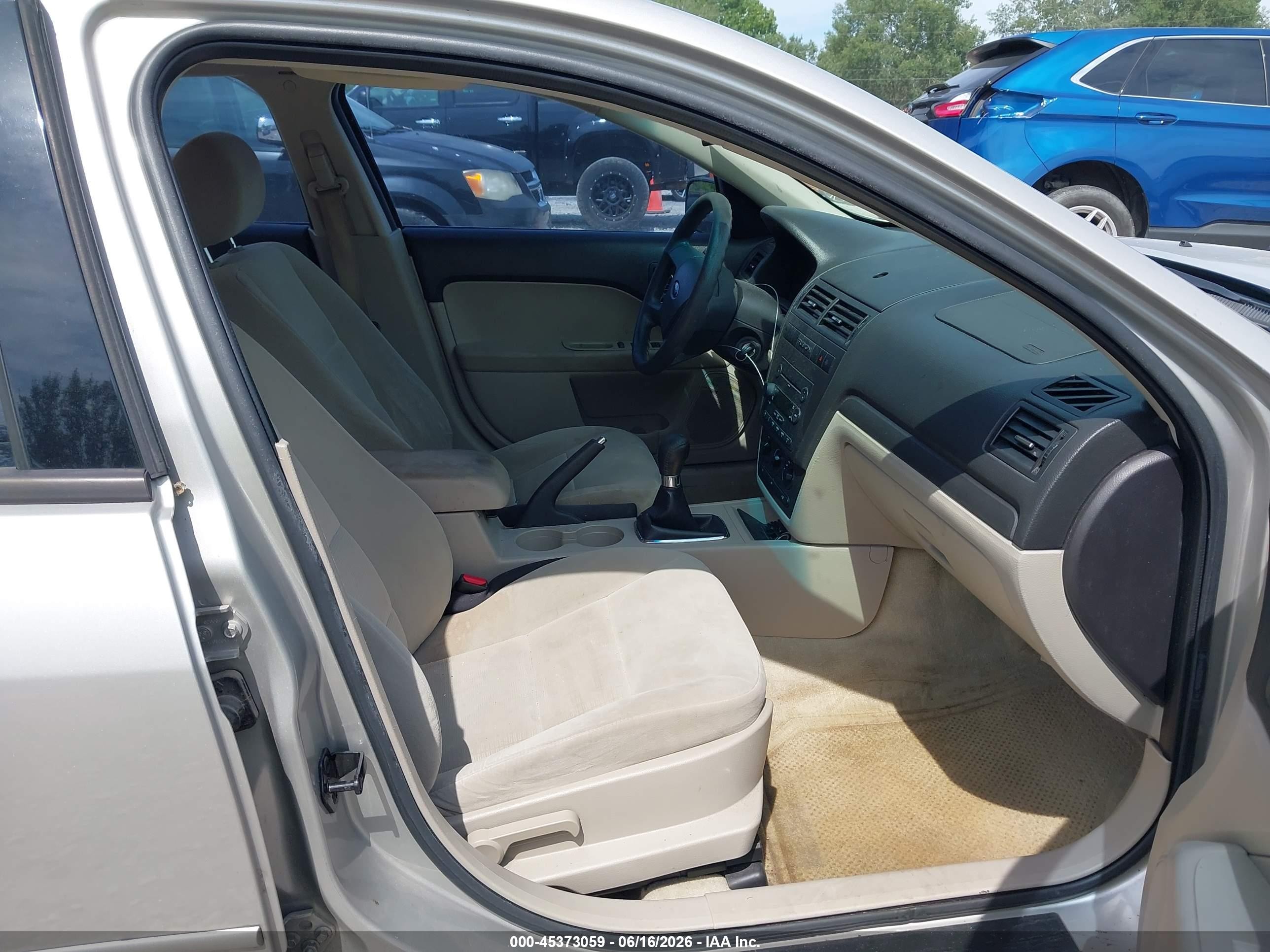 2007 Ford Fusion S Silver vin: 3FAHP06Z97R167123