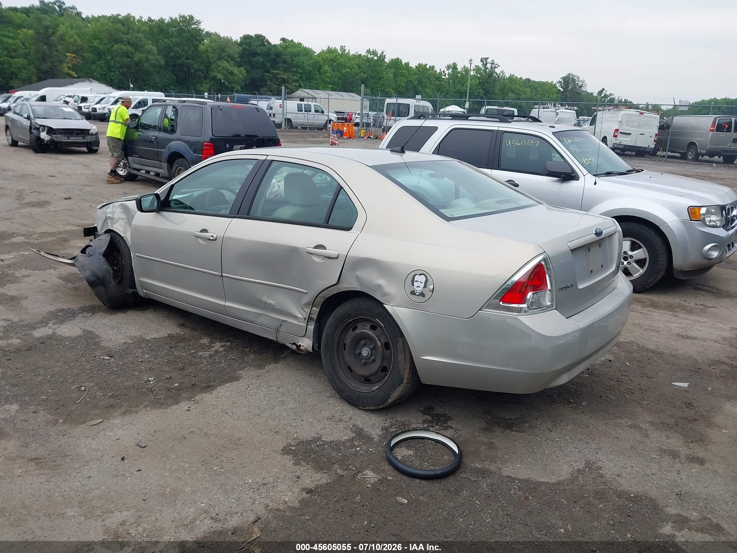 2009 Ford Fusion S Silver vin: 3FAHP06Z99R175029