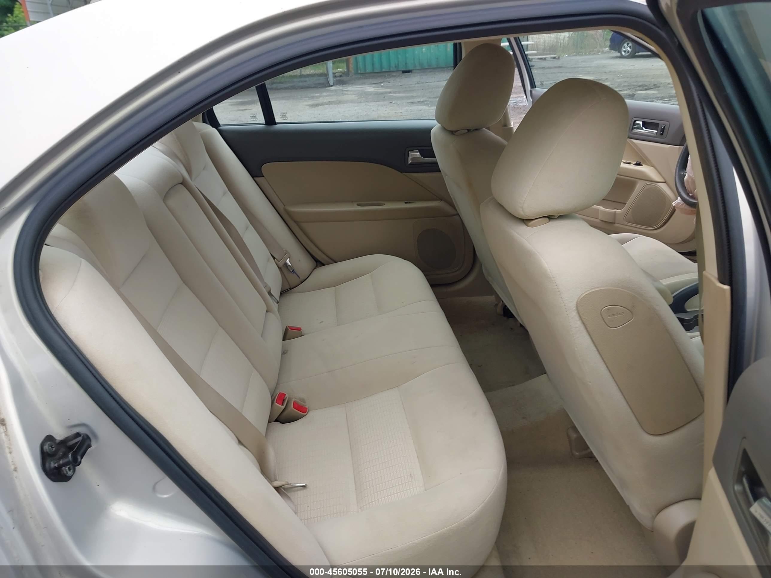 2009 Ford Fusion S Silver vin: 3FAHP06Z99R175029