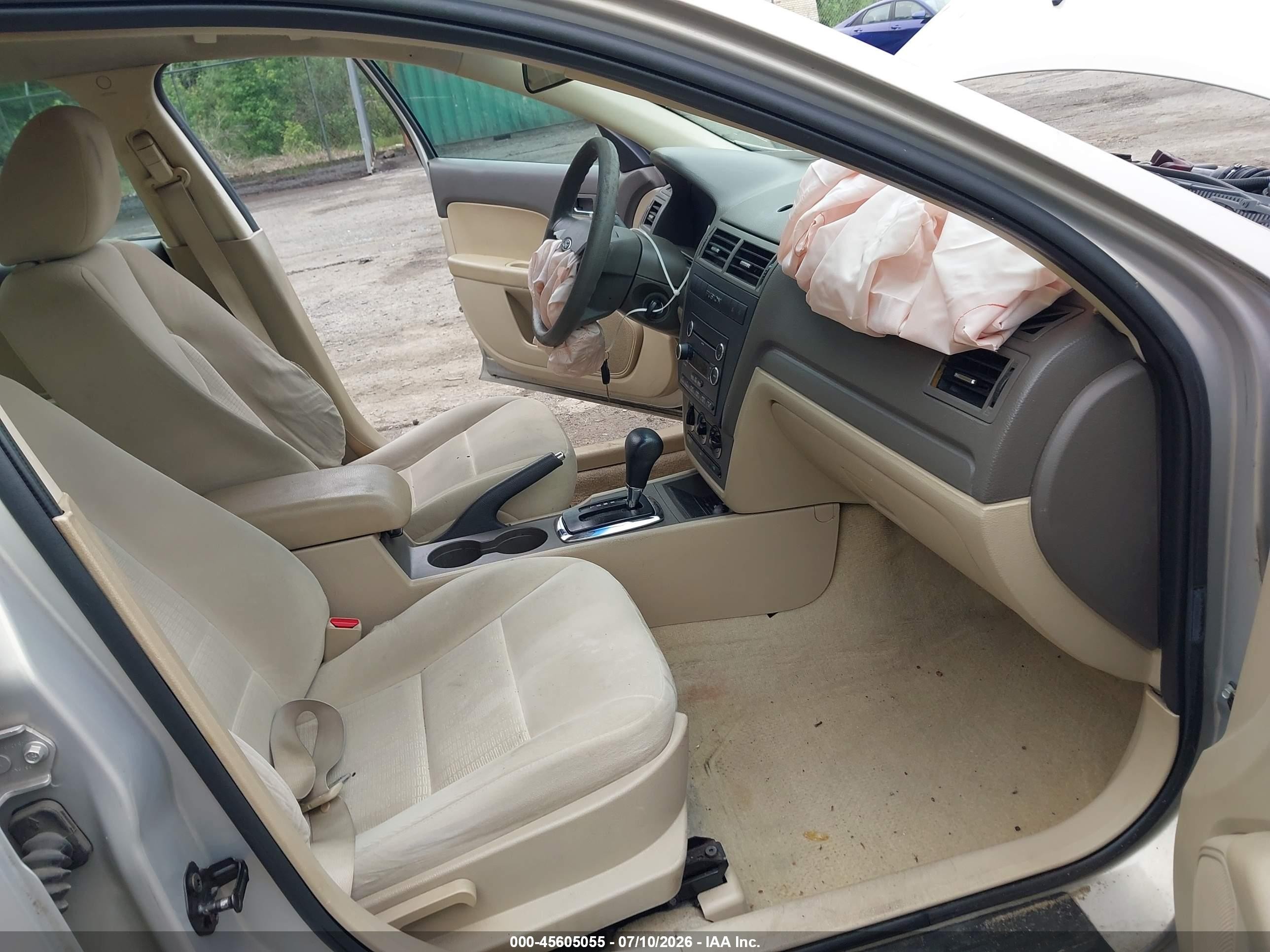 2009 Ford Fusion S Silver vin: 3FAHP06Z99R175029