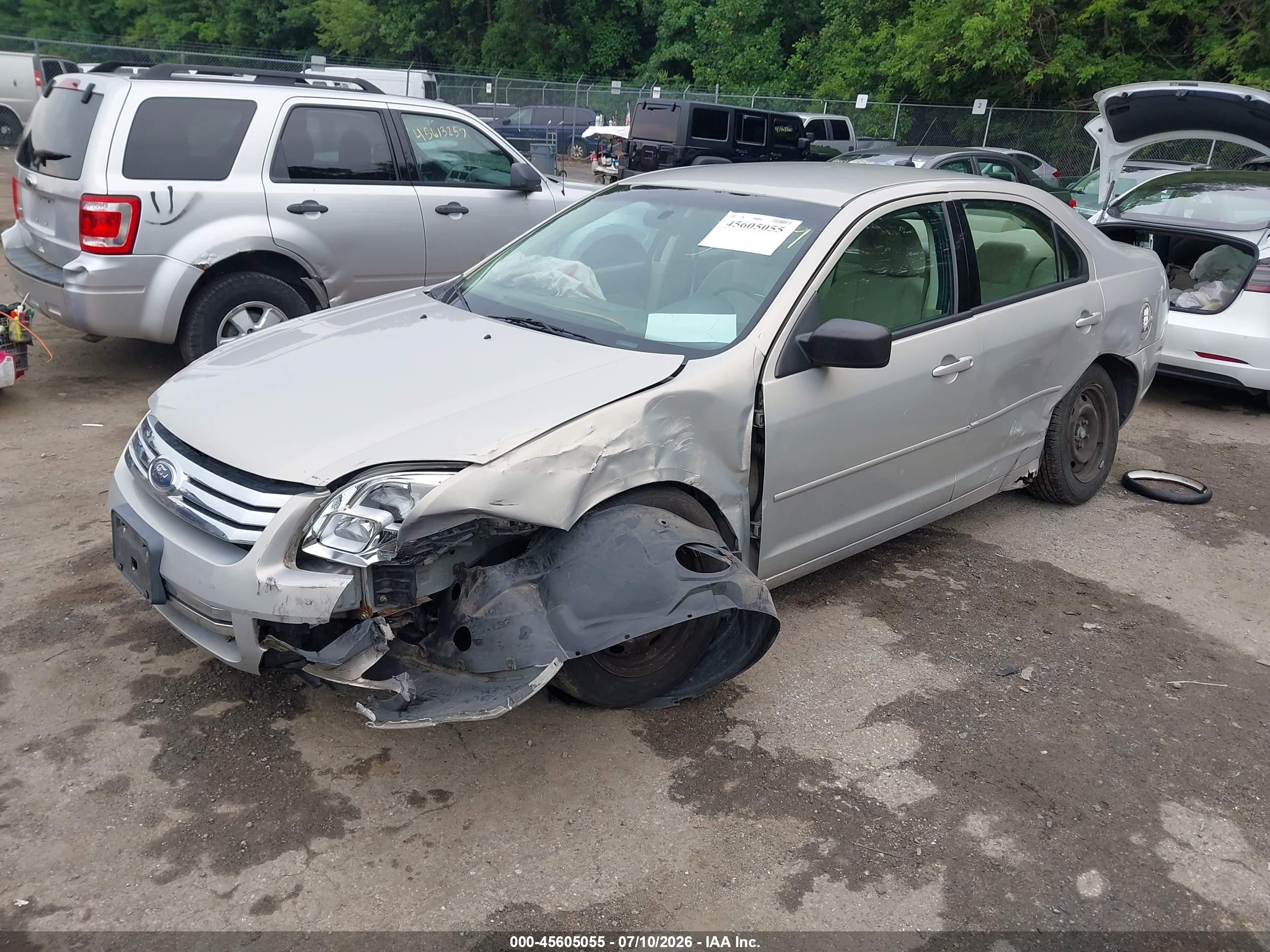 2009 Ford Fusion S Silver vin: 3FAHP06Z99R175029