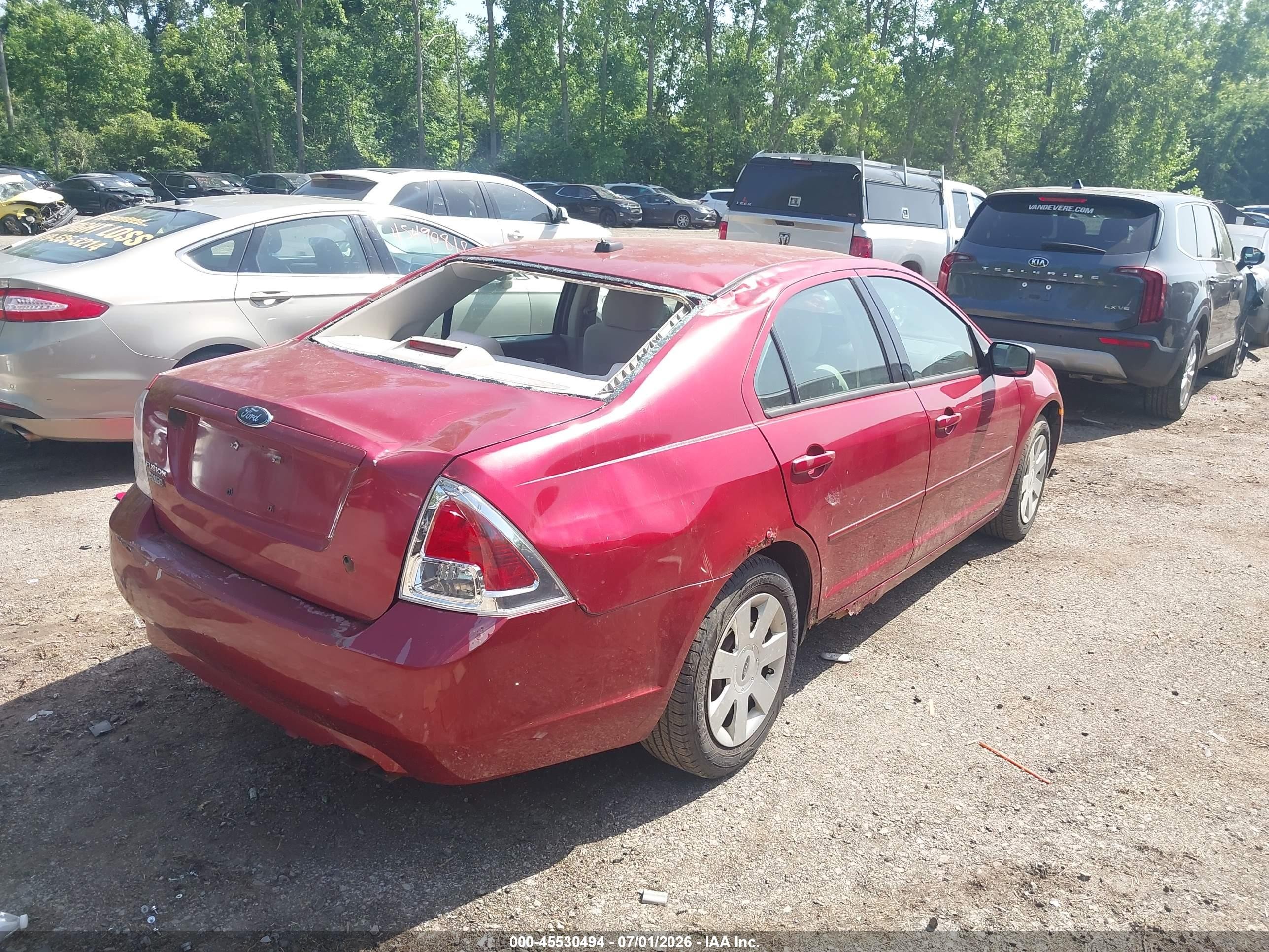 2007 Ford Fusion S Red vin: 3FAHP06ZX7R260197