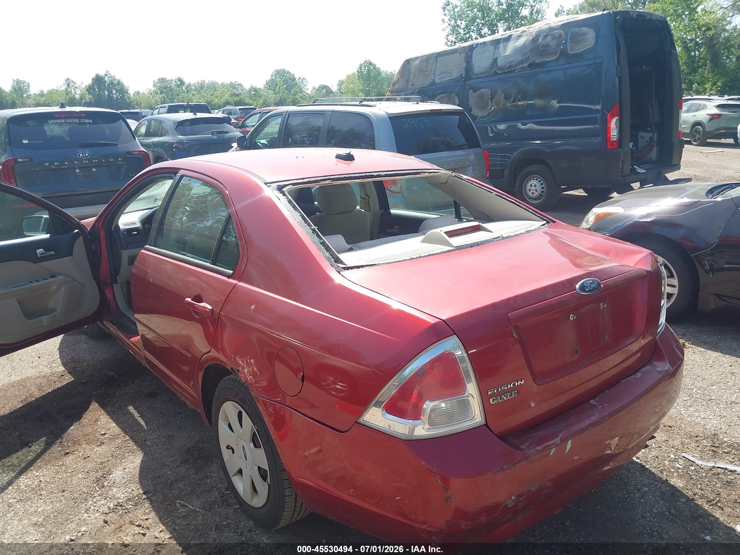 2007 Ford Fusion S Red vin: 3FAHP06ZX7R260197