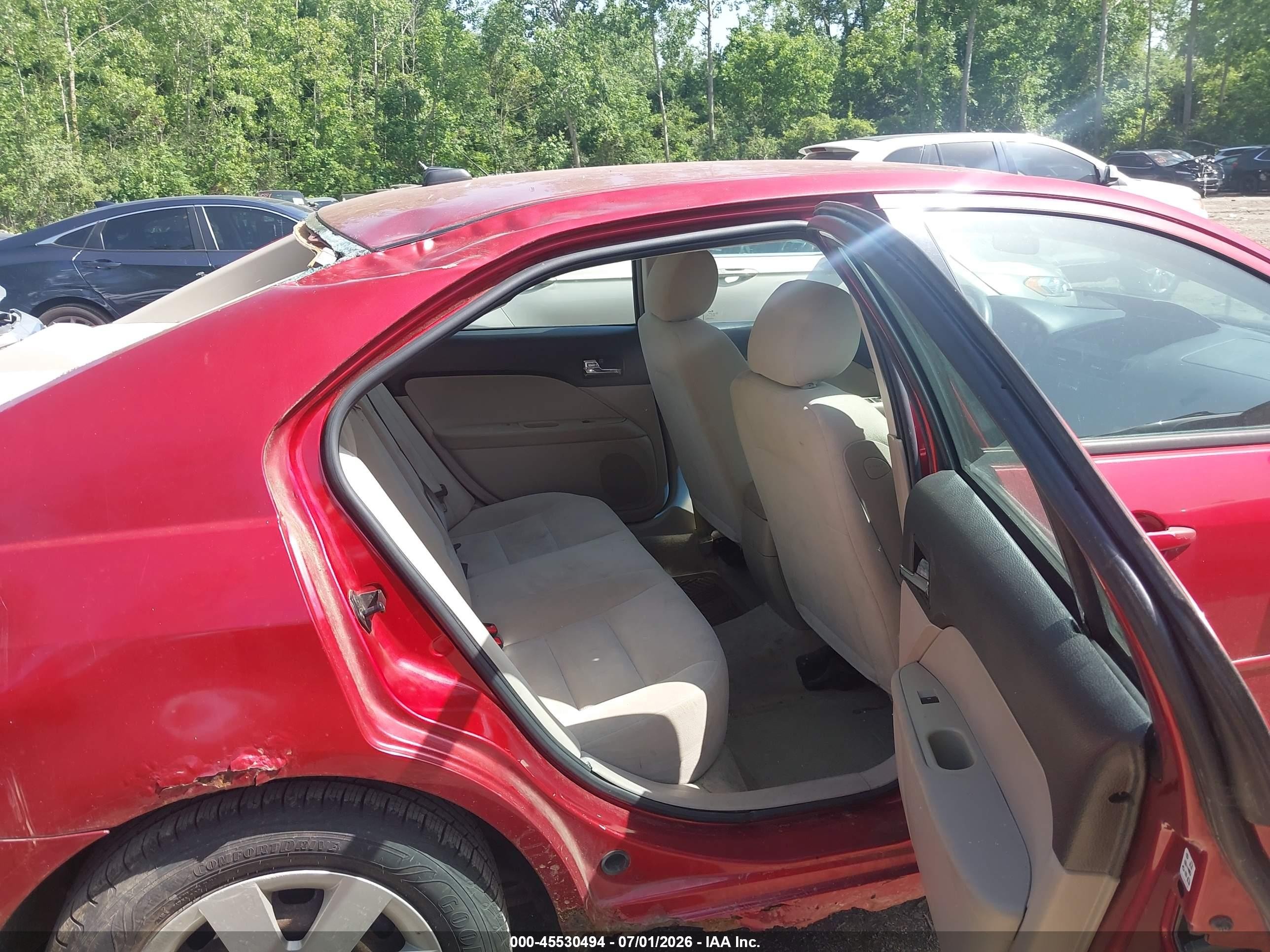 2007 Ford Fusion S Red vin: 3FAHP06ZX7R260197