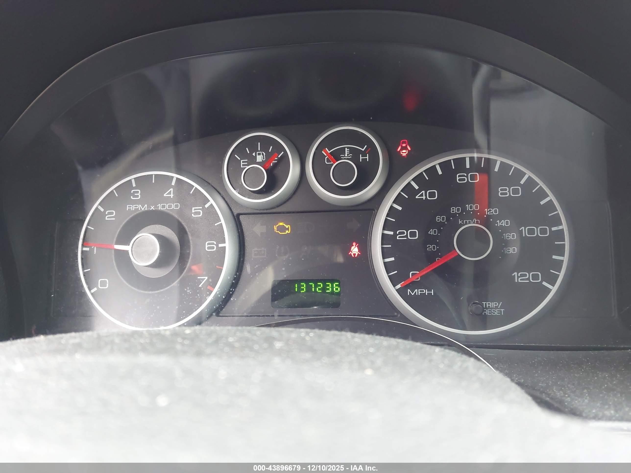 2009 Ford Fusion S Красный vin: 3FAHP06ZX9R151659